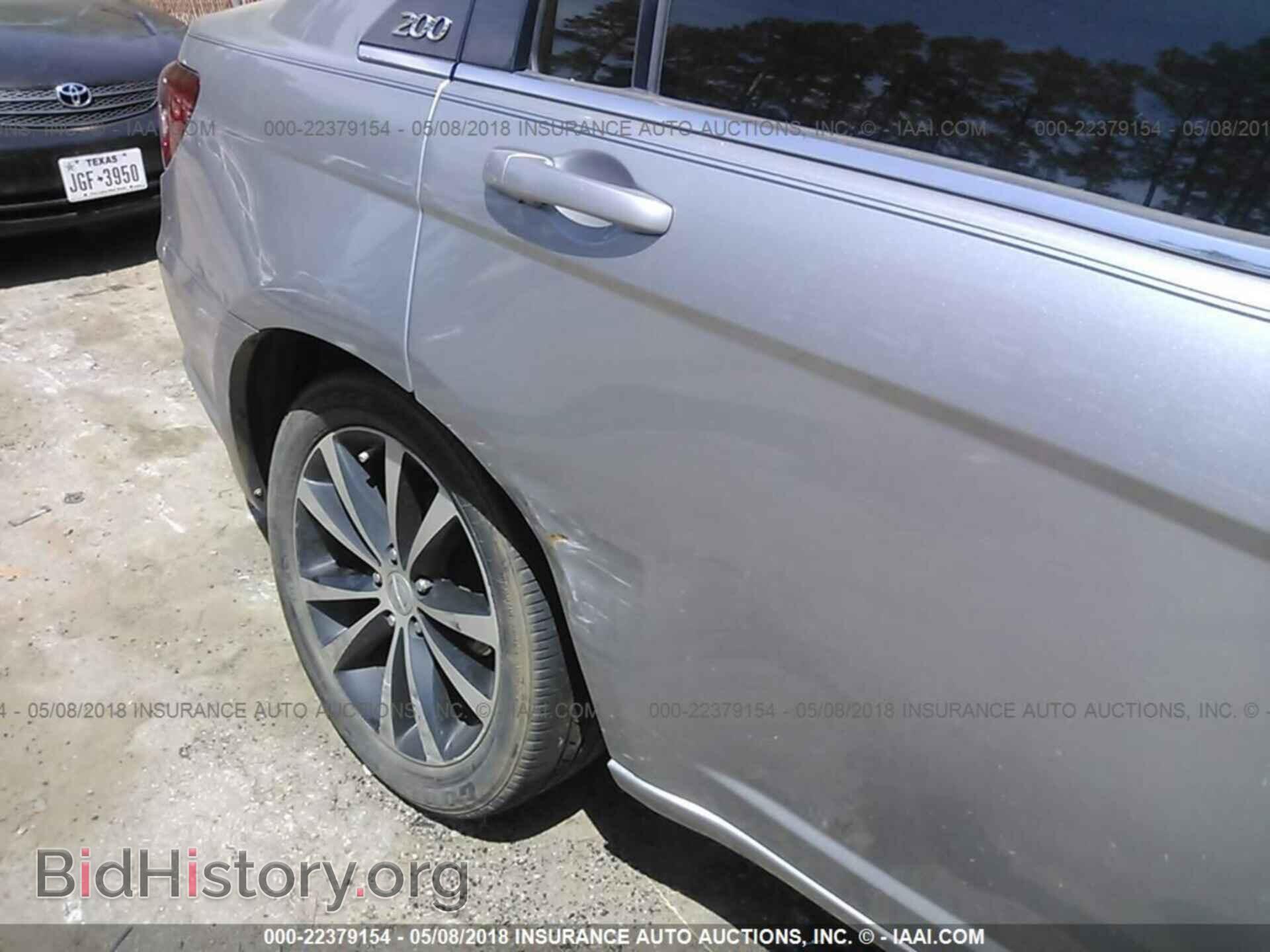 2013 Chrysler 200 - VIN: 1C3CCBBG9DN738418 - Photo 6