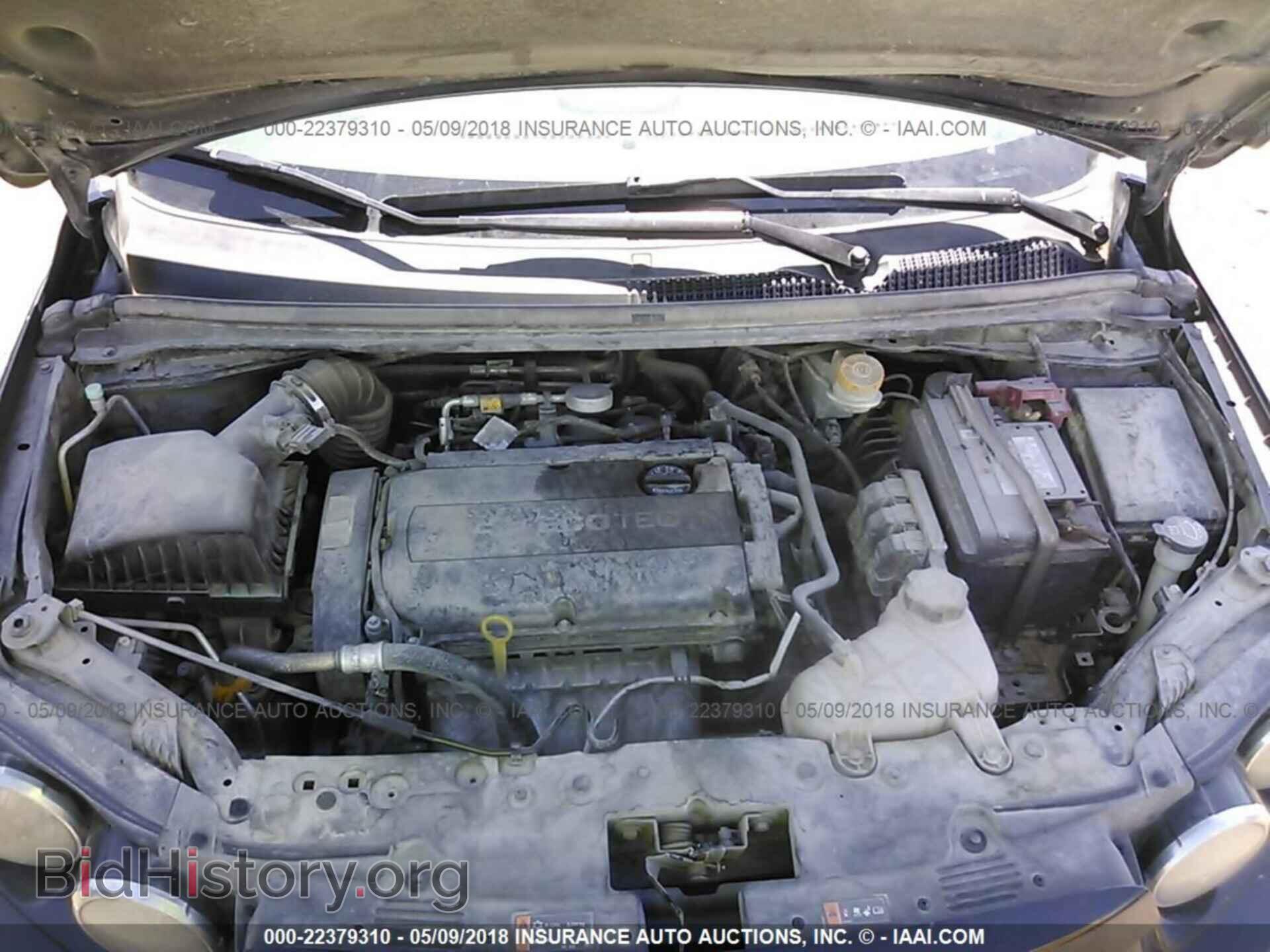 2014 Chevrolet Sonic - VIN: 1G1JC5SH4E4201727 - Photo 10