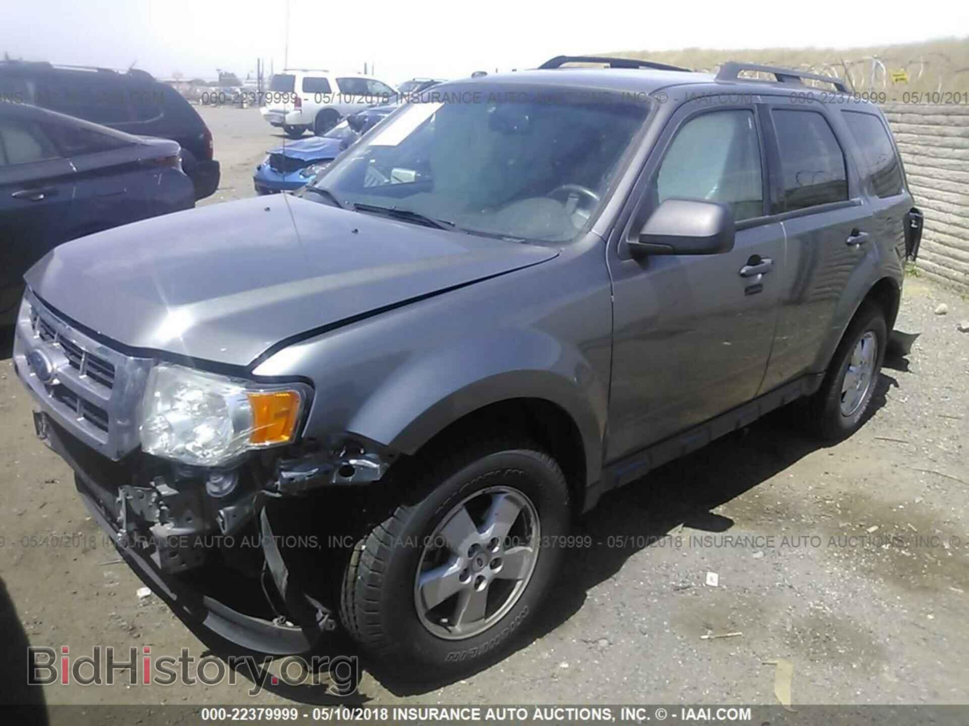 2012 Ford Escape - VIN: 1FMCU9DGXCKB12662 - Фото 2