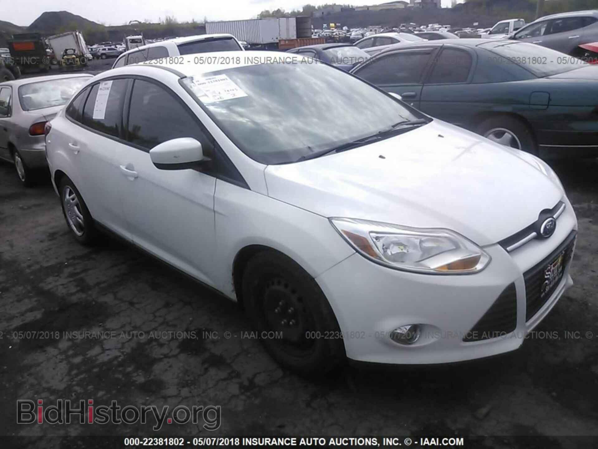 Photo 1FAHP3F25CL402405 - Ford Focus 2012