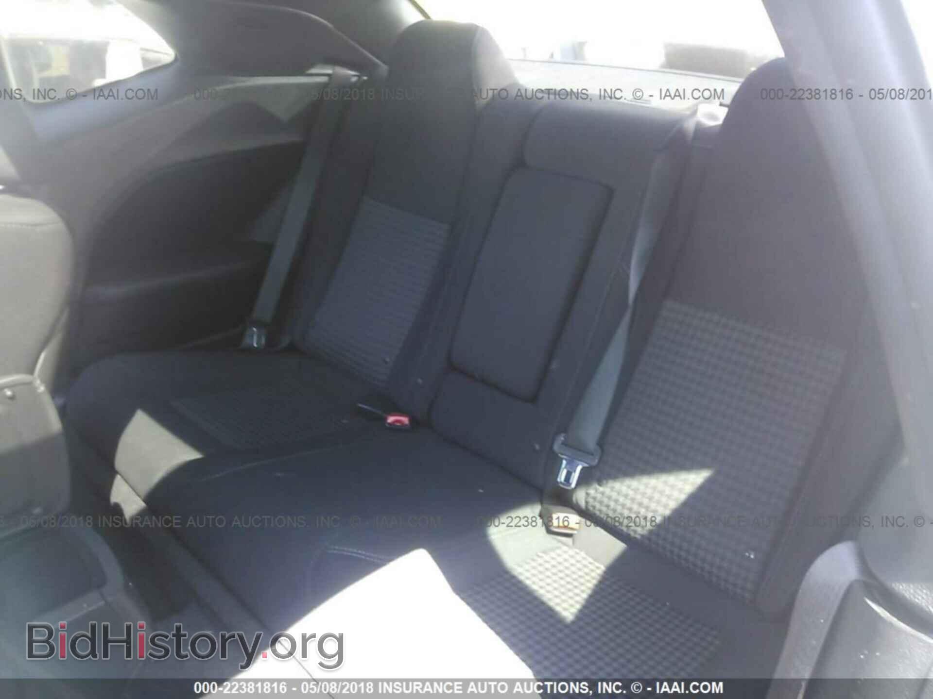 2018 Dodge Challenger - VIN: 2C3CDZAG3JH128476 - Photo 8