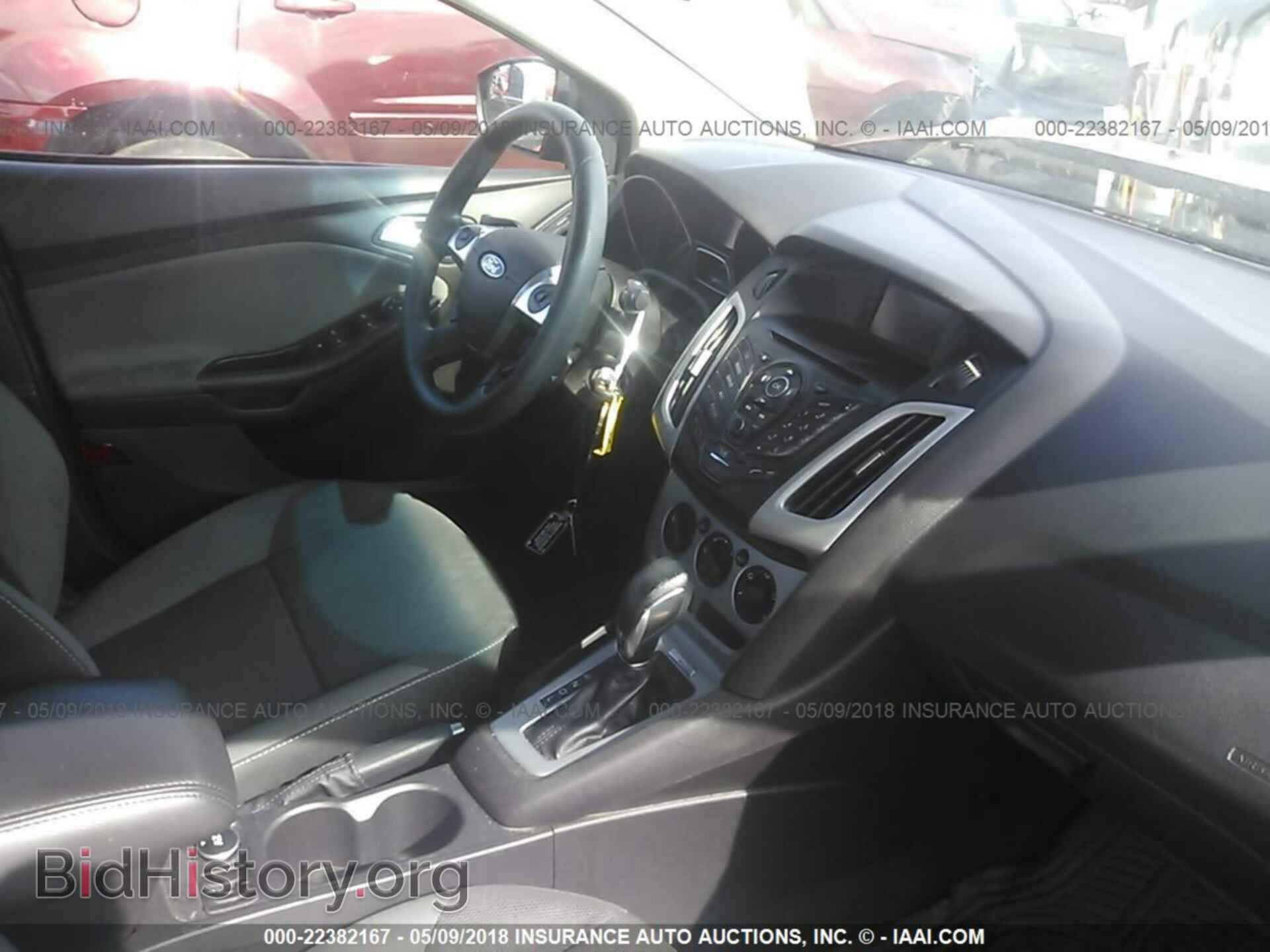 2012 Ford Focus - VIN: 1FAHP3F28CL371117 - Photo 5