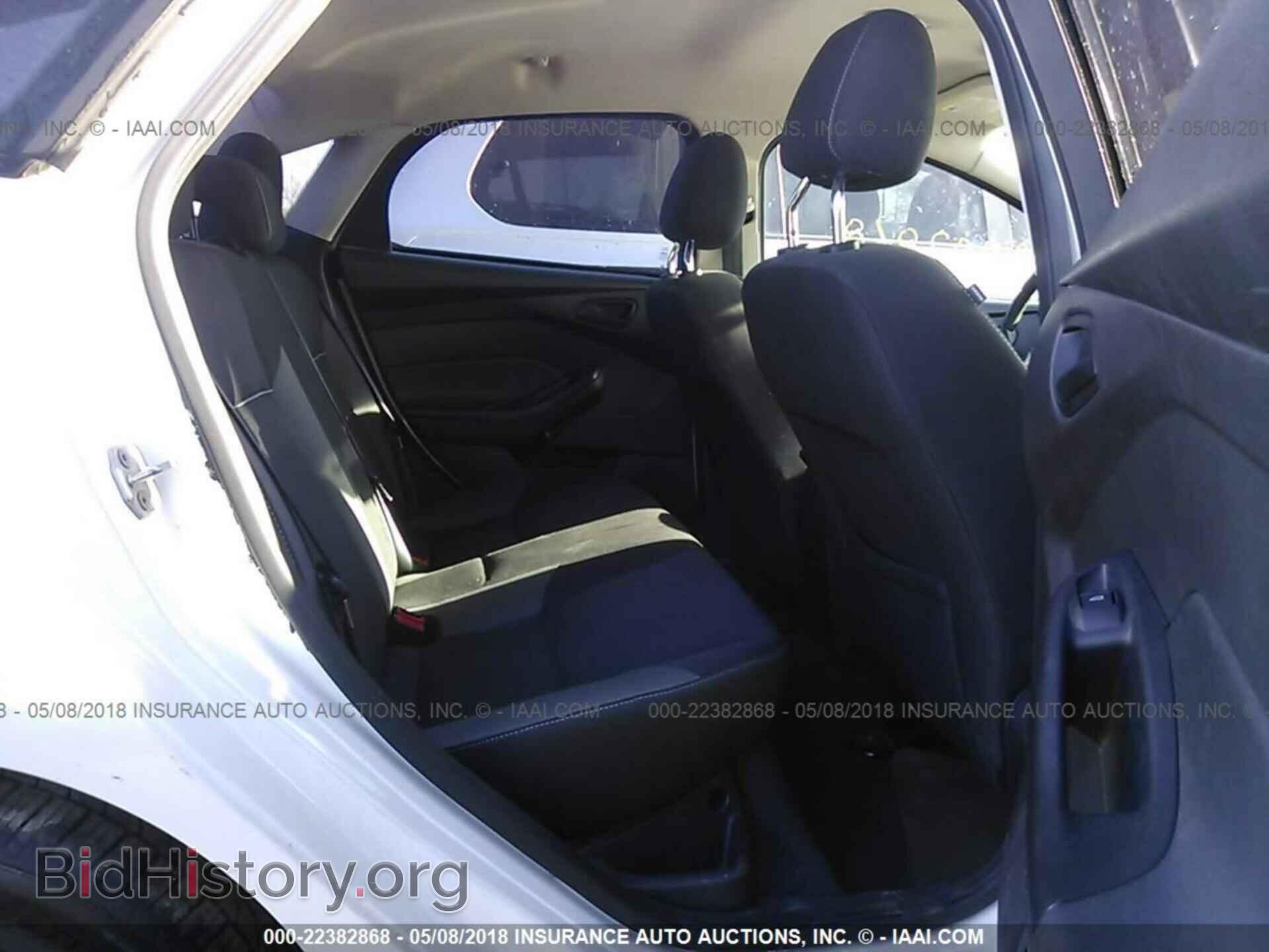 2012 Ford Focus - VIN: 1FAHP3F25CL122533 - Photo 8