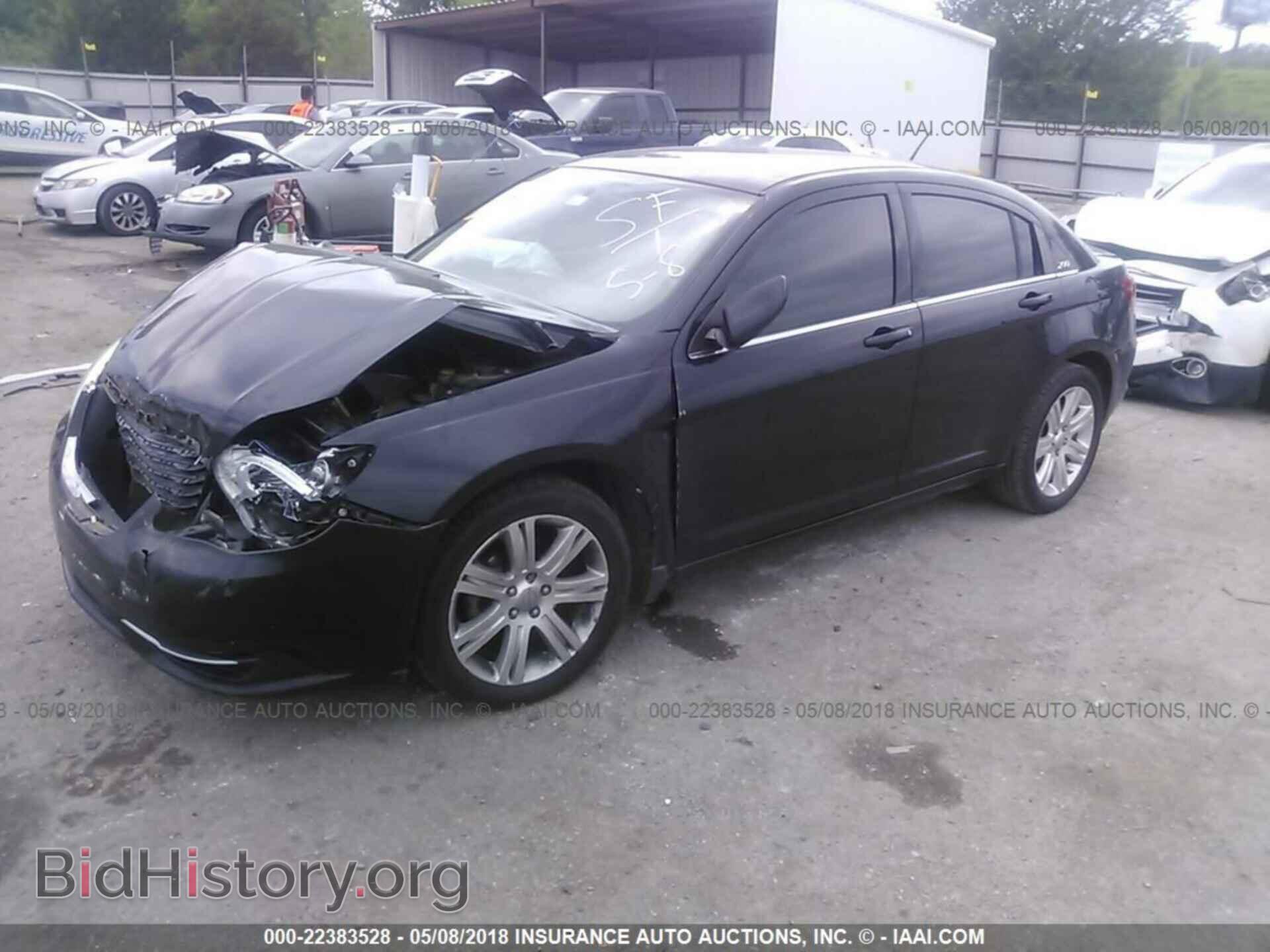 2012 Chrysler 200 - VIN: 1C3CCBBB1CN132114 - Фото 2