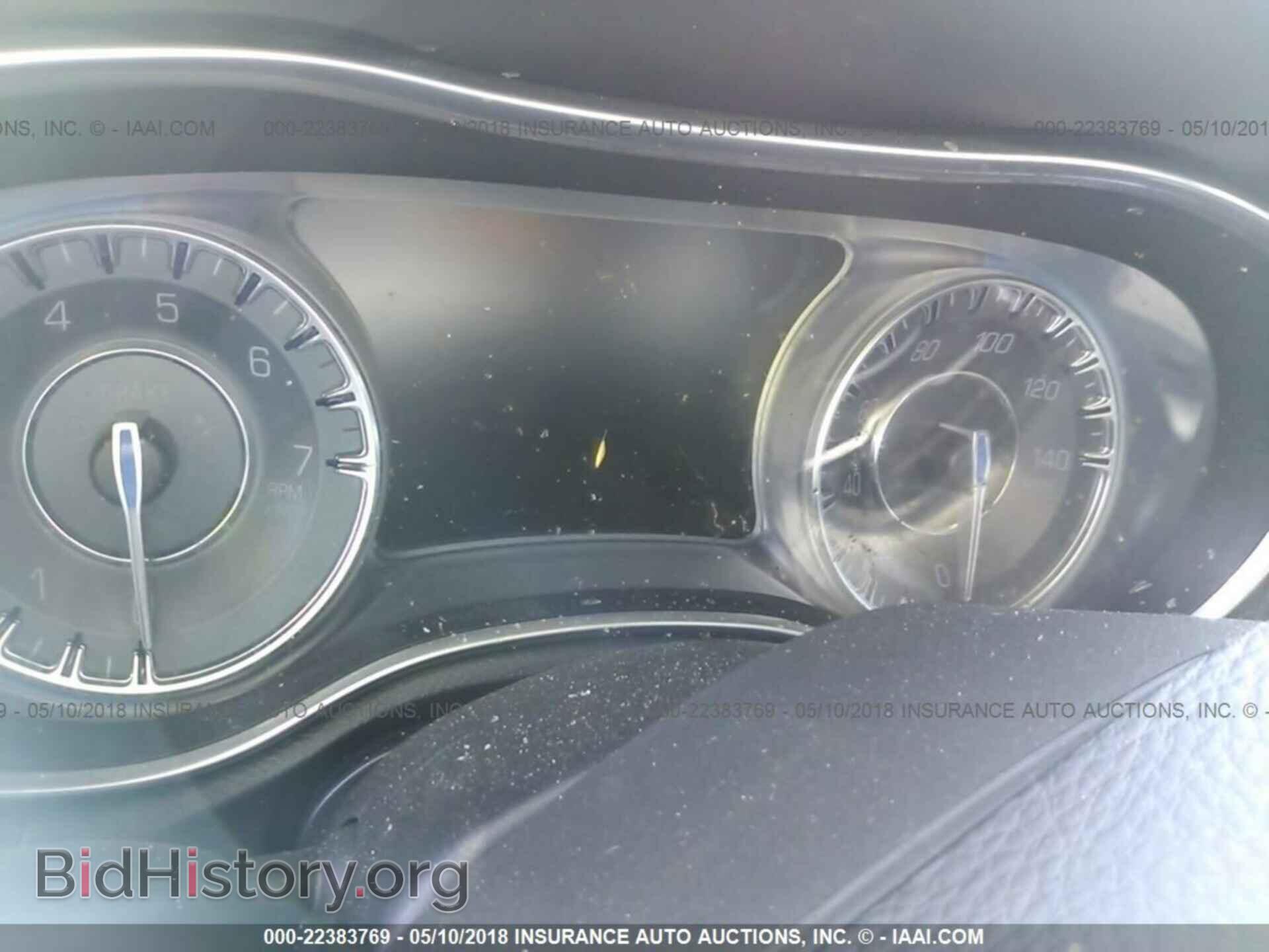 2015 Chrysler 300c - VIN: 2C3CCAEG4FH802964 - Фото 7