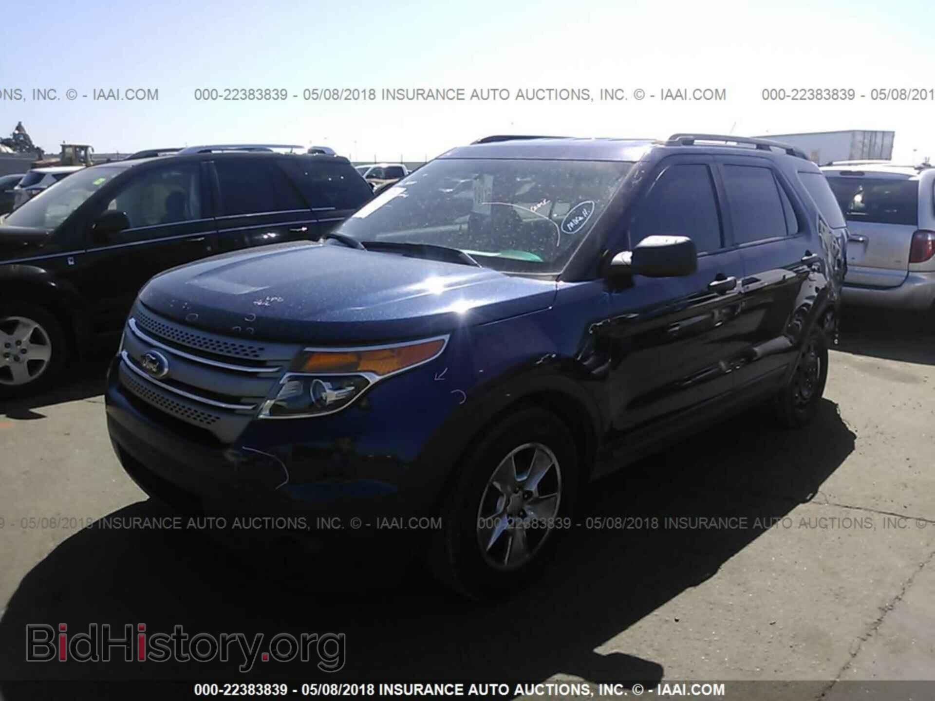 2012 Ford Explorer - VIN: 1FMHK7B81CGA83616 - Photo 2