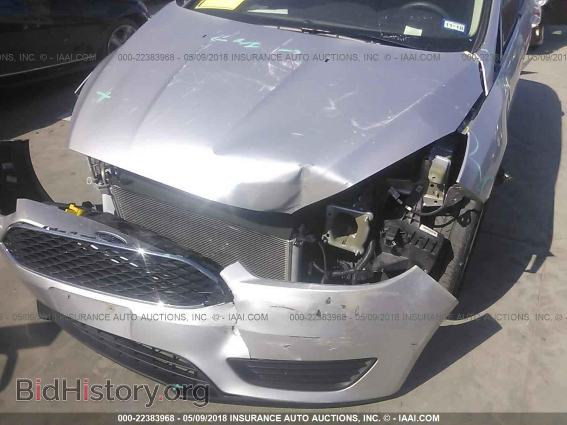 2016 Ford Focus - VIN: 1FADP3K25GL213912 - Photo 6