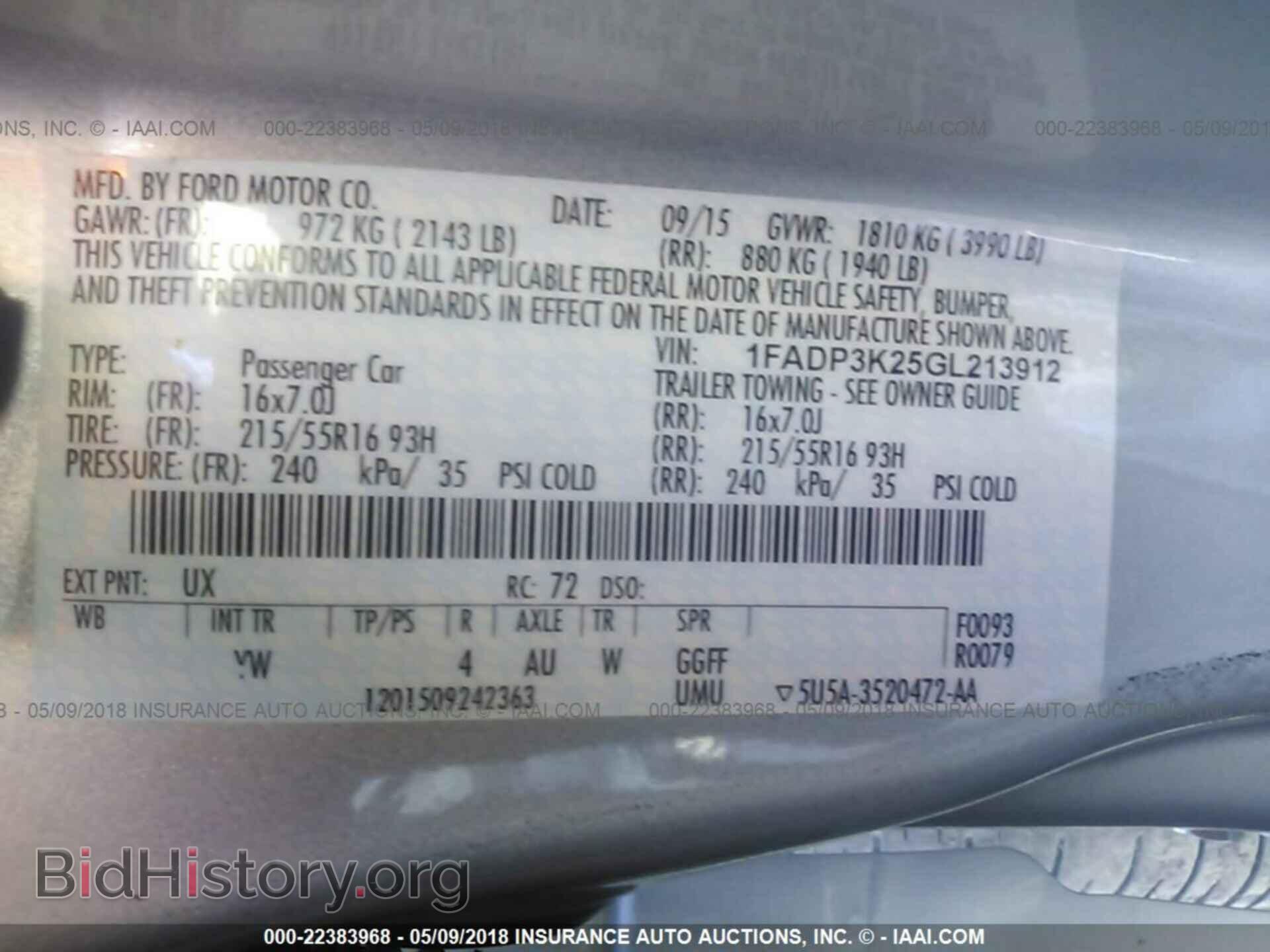 2016 Ford Focus - VIN: 1FADP3K25GL213912 - Photo 9