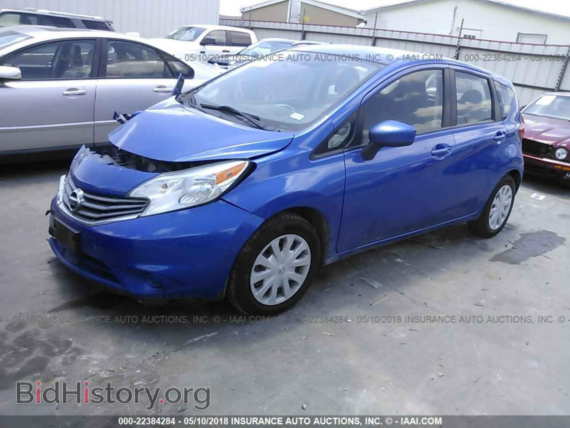 2015 Nissan Versa note - VIN: 3N1CE2CP4FL377609 - Фото 2