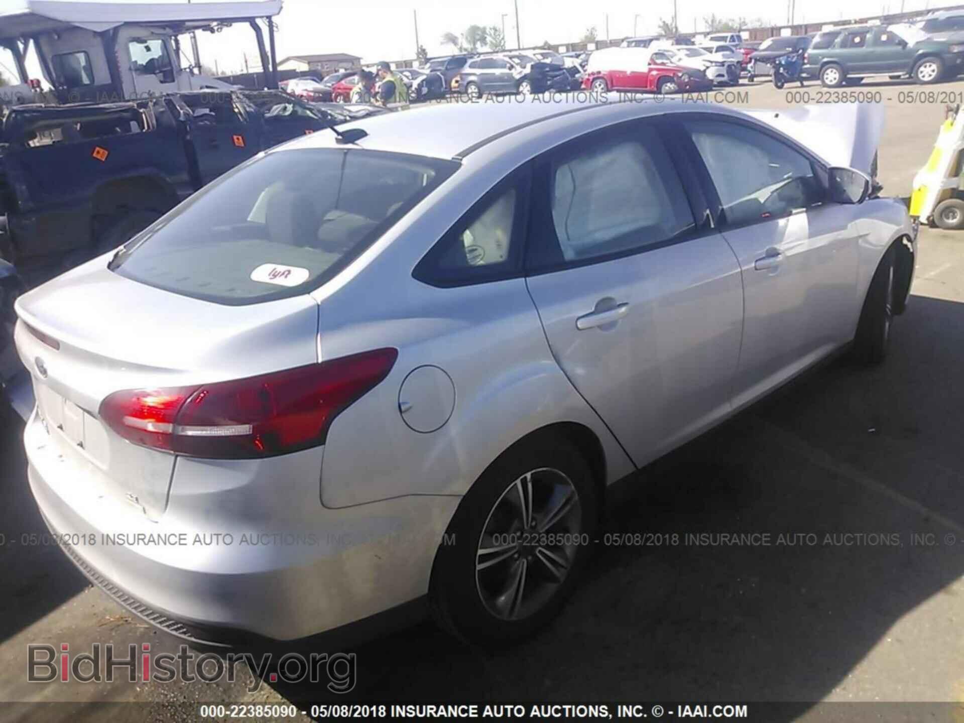 2016 Ford Focus - VIN: 1FADP3FEXGL361624 - Фото 4