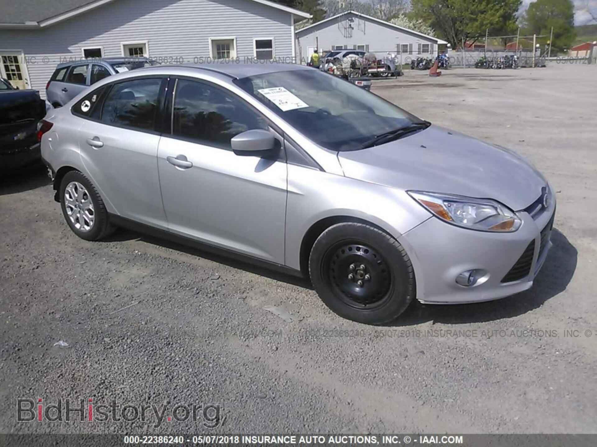 Photo 1FAHP3F22CL337769 - Ford Focus 2012