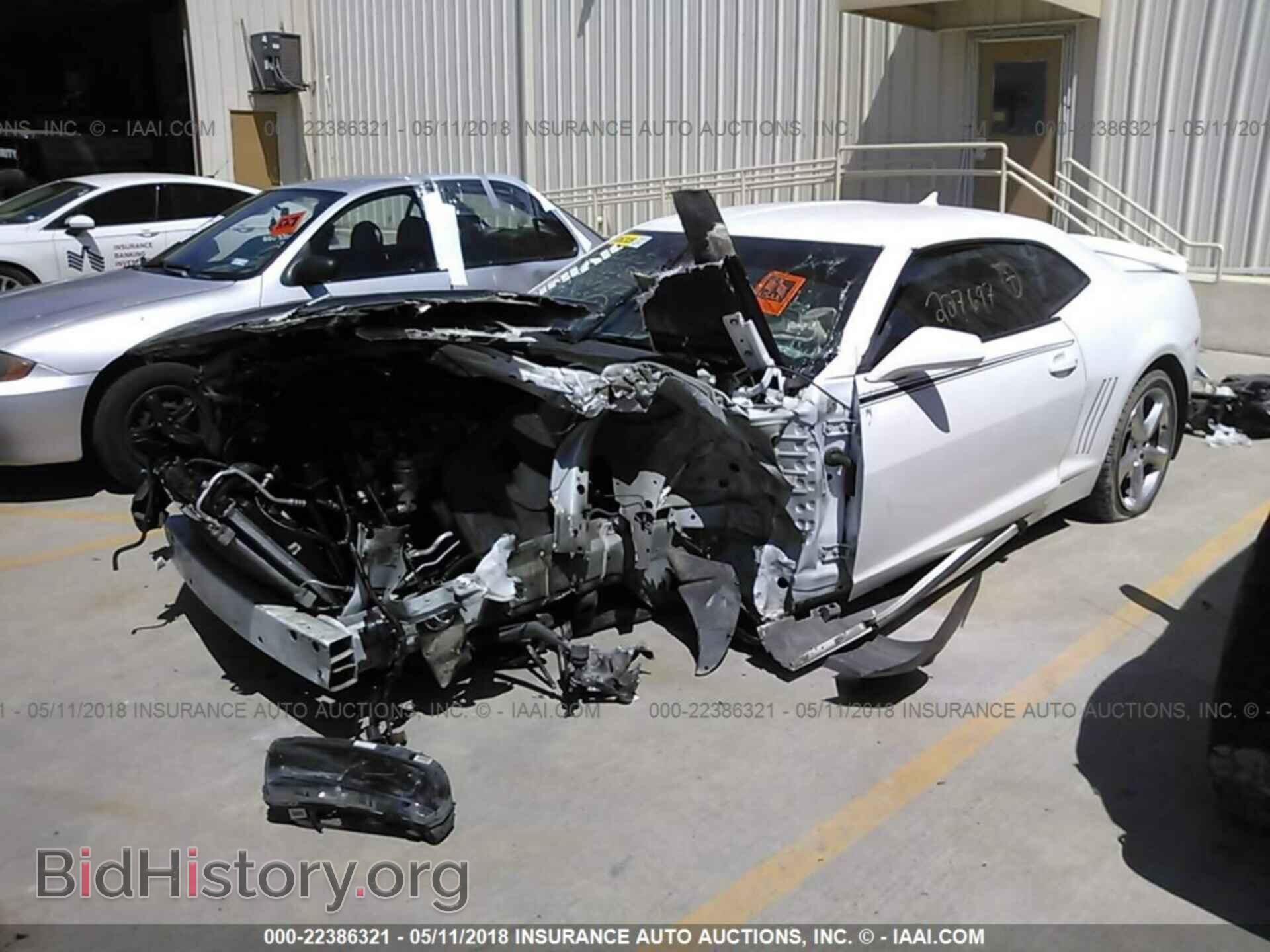 2015 Chevrolet Camaro - VIN: 2G1FD1E35F9227697 - Фото 2