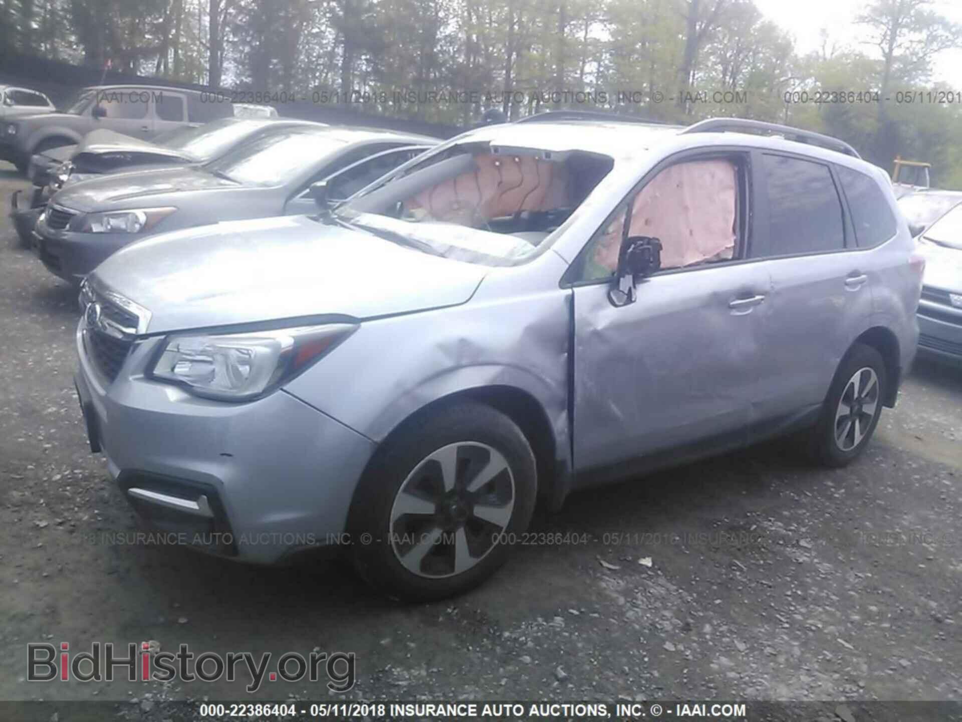 2017 Subaru Forester - VIN: JF2SJAGC8HH486437 - Photo 2