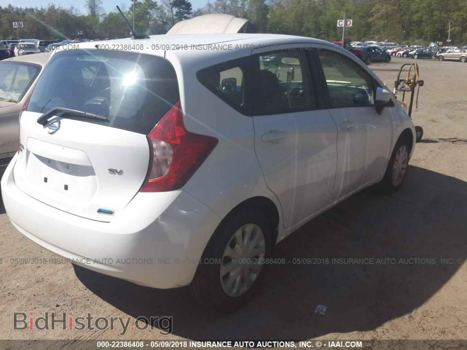 2016 Nissan Versa note - VIN: 3N1CE2CP1GL387967 - Photo 4