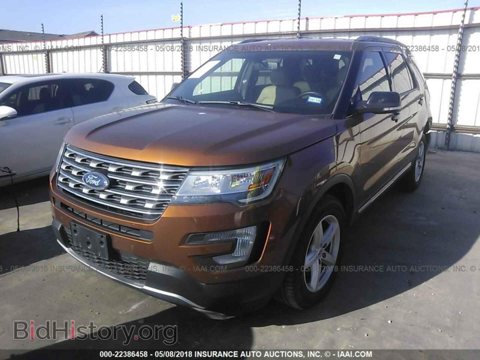 2017 Ford Explorer - VIN: 1FM5K8D85HGC58236 - Photo 2