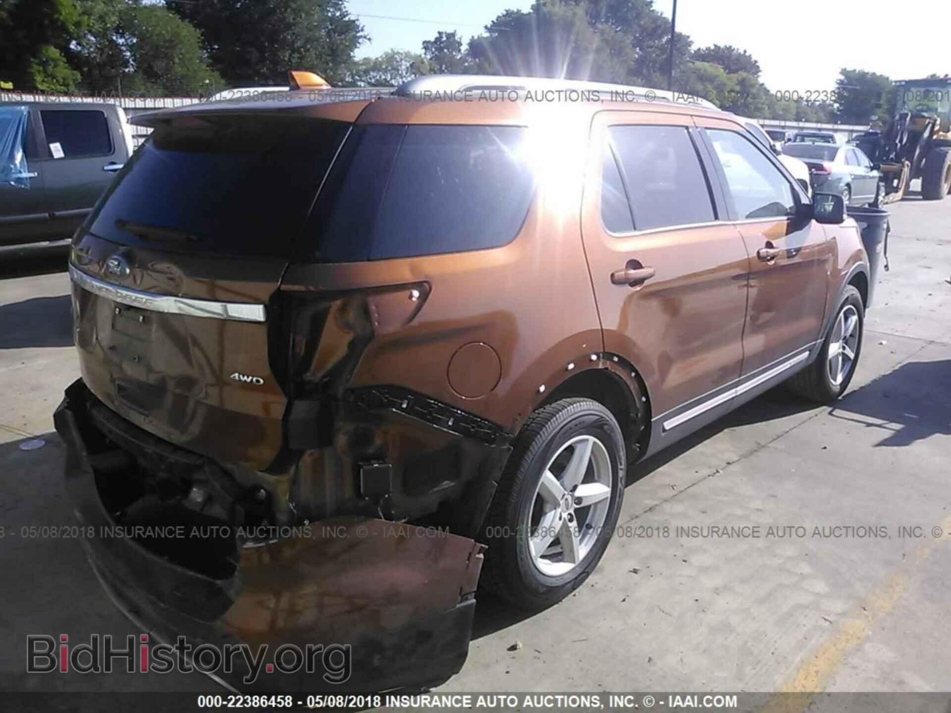 2017 Ford Explorer - VIN: 1FM5K8D85HGC58236 - Photo 4