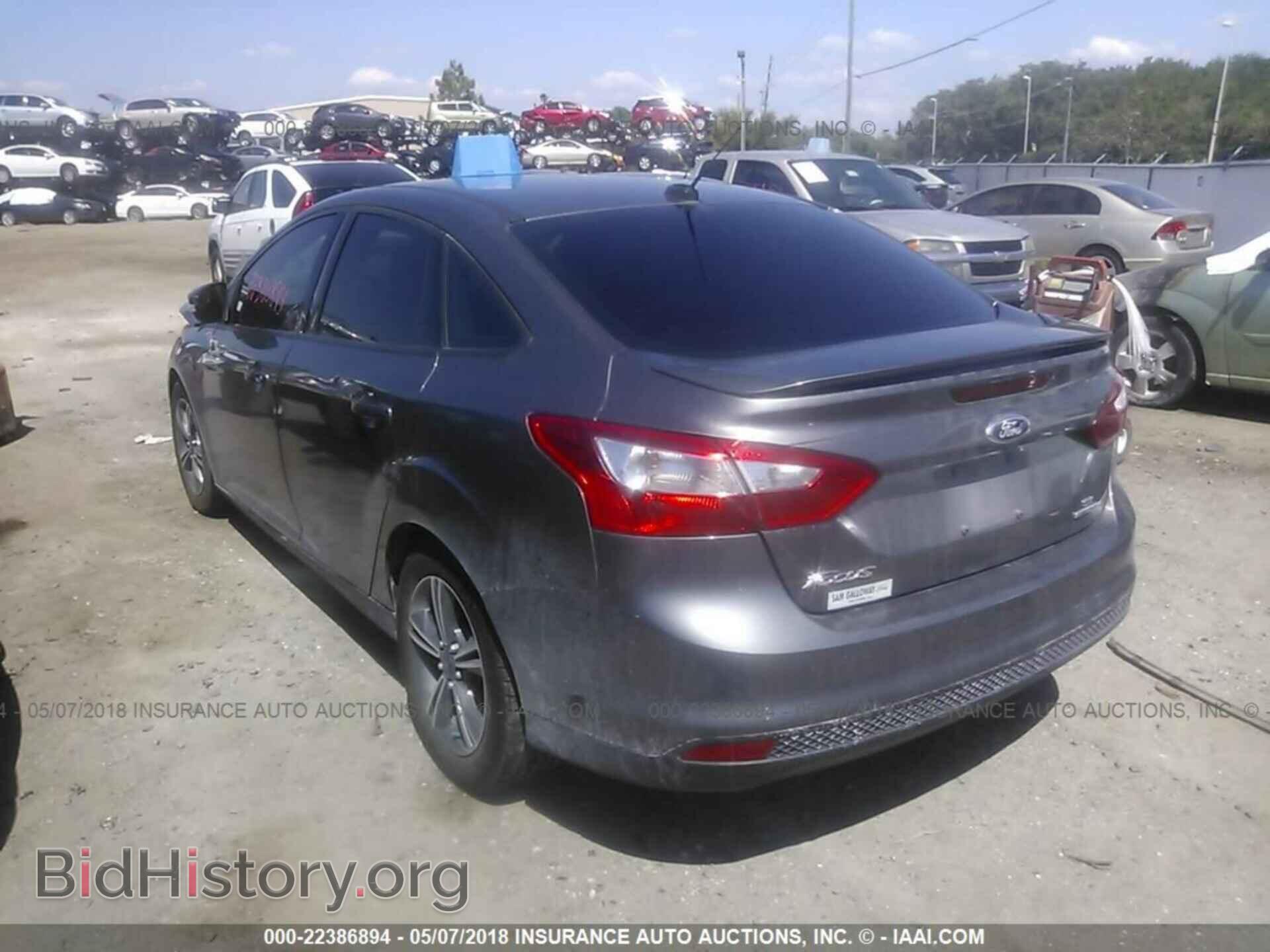 2014 Ford Focus - VIN: 1FADP3F2XEL147610 - Фото 3
