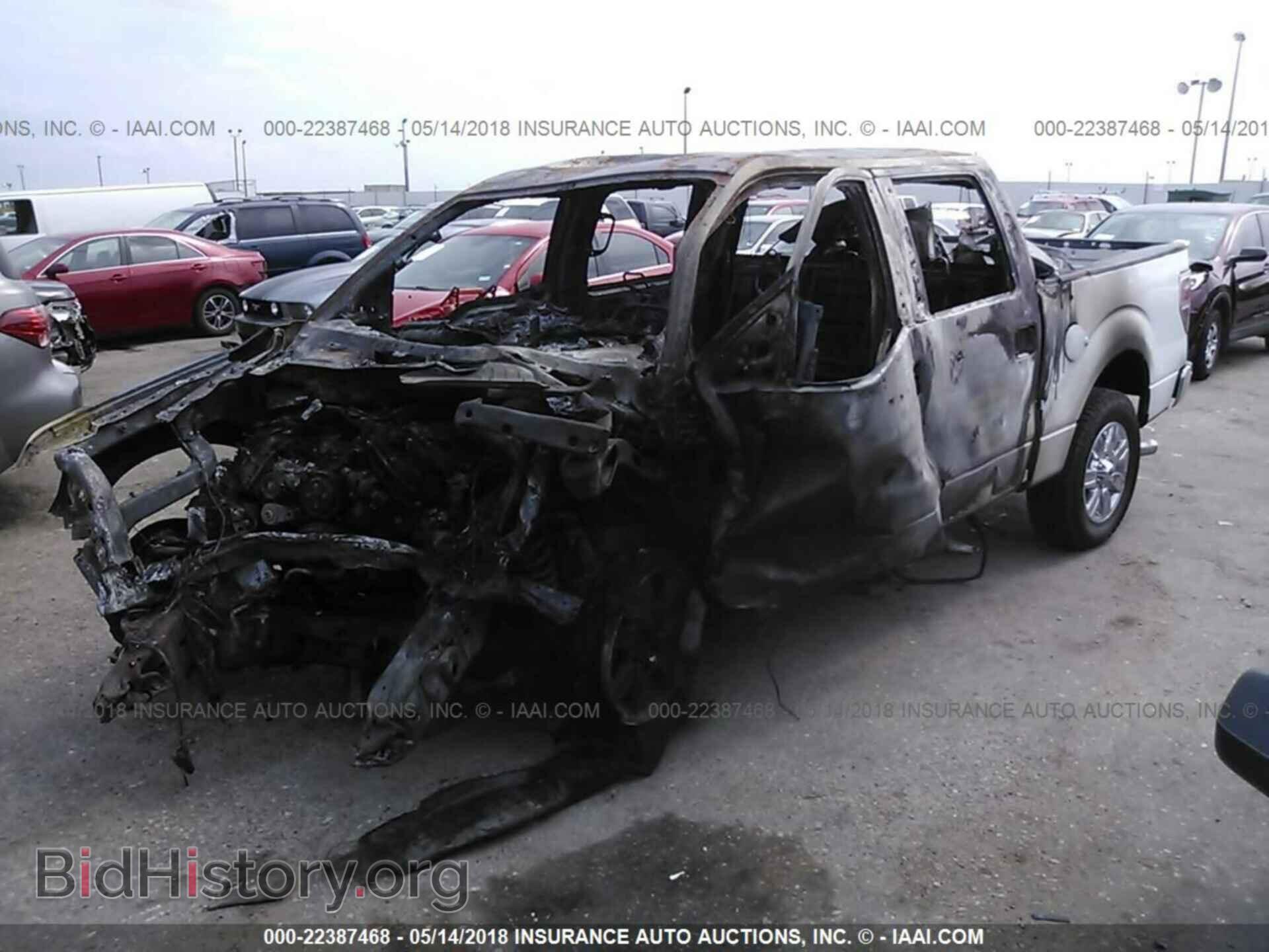 2012 Ford F150 - VIN: 1FTFW1CF3CFC40563 - Фото 2