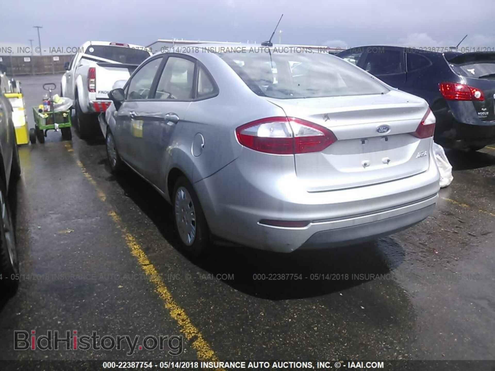 2016 Ford Fiesta - VIN: 3FADP4AJ0GM128747 - Фото 3