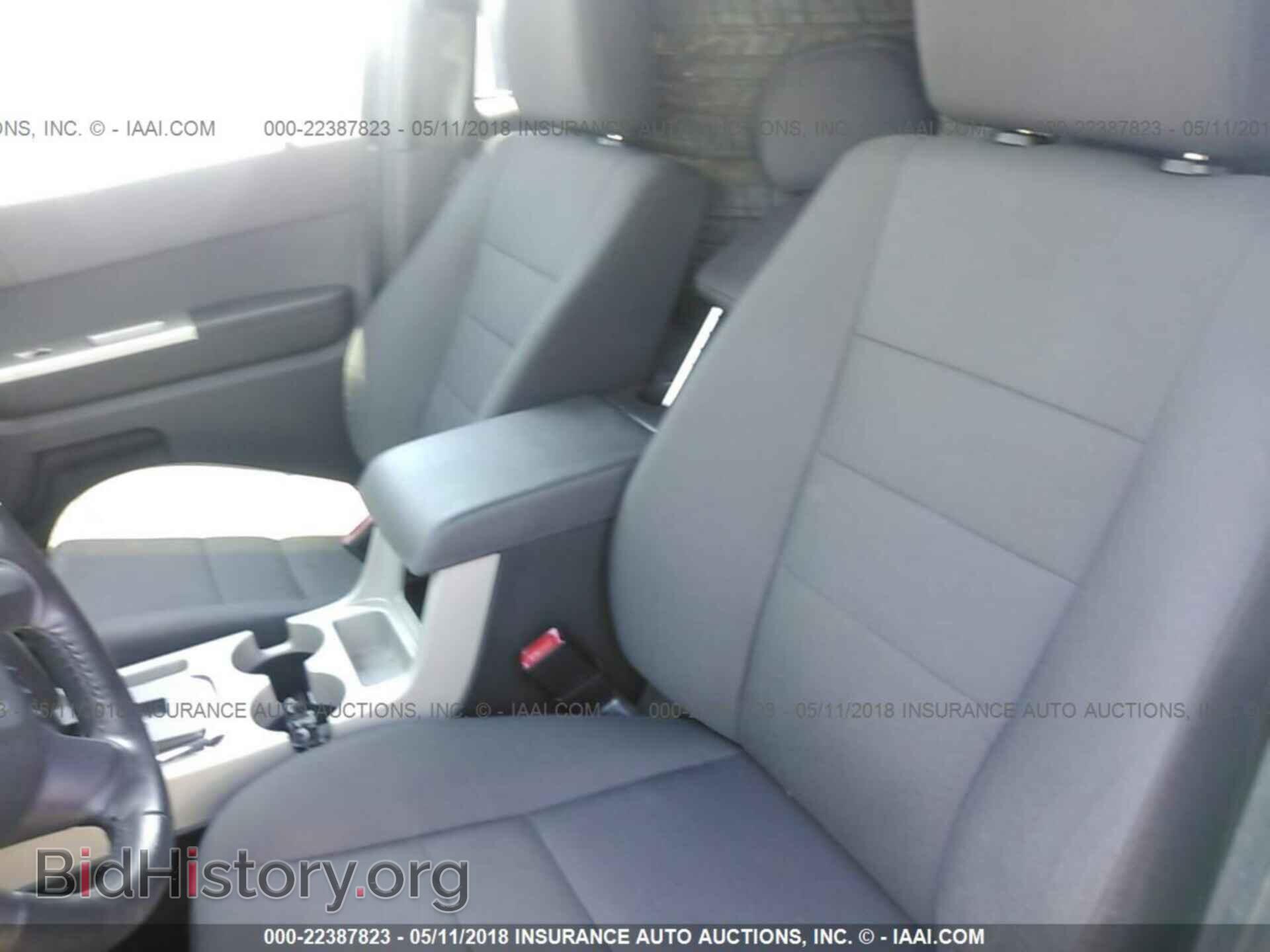 2012 Ford Escape - VIN: 1FMCU0D7XCKA71509 - Photo 8