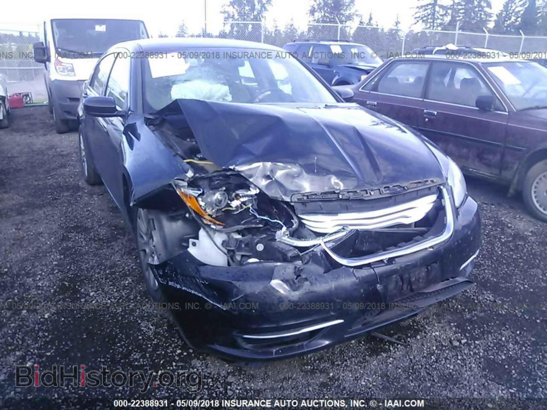 Photo 1C3CCBAG7DN596930 - Chrysler 200 2013