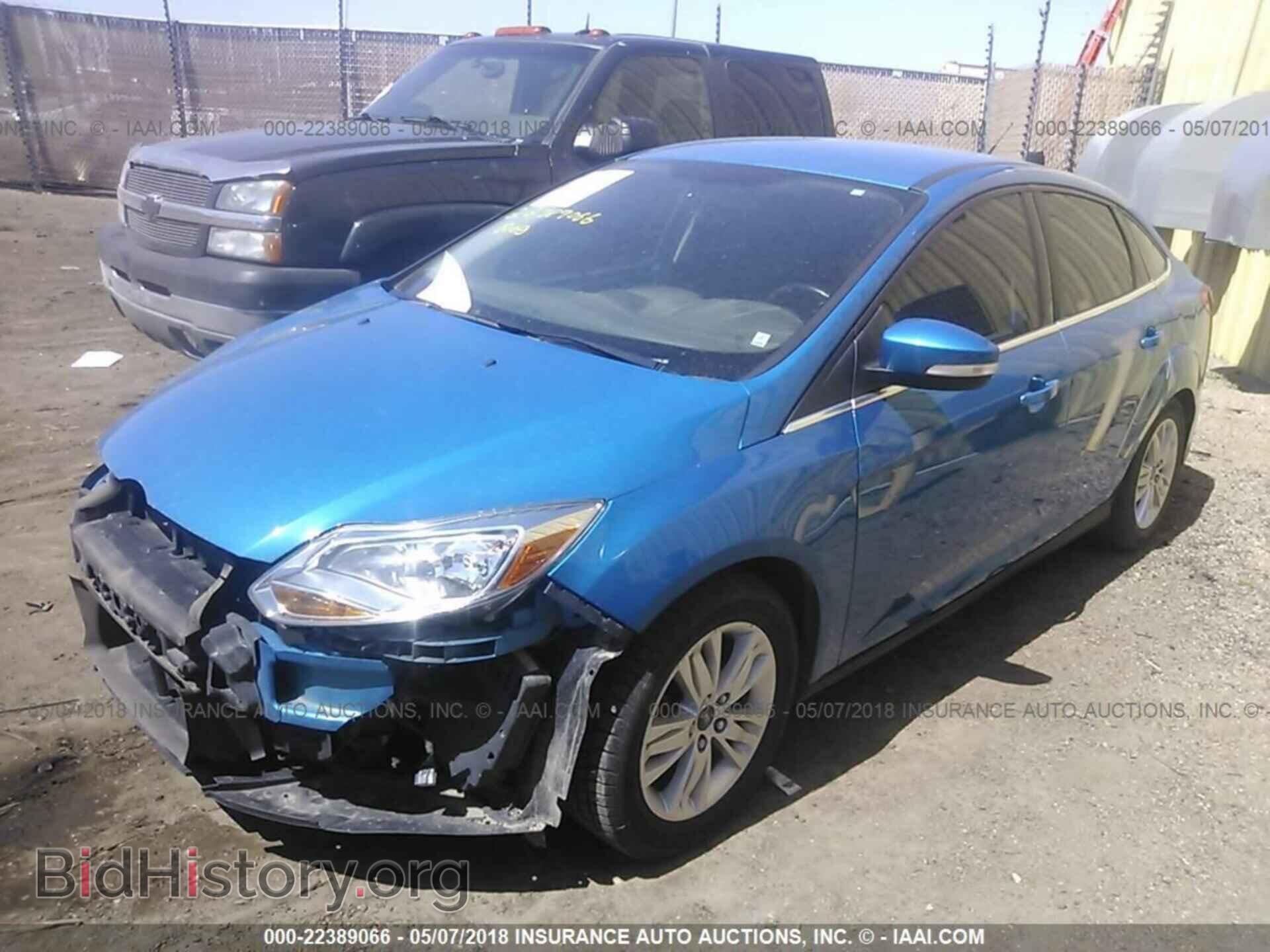 2012 Ford Focus - VIN: 1FAHP3H20CL451766 - Фото 2