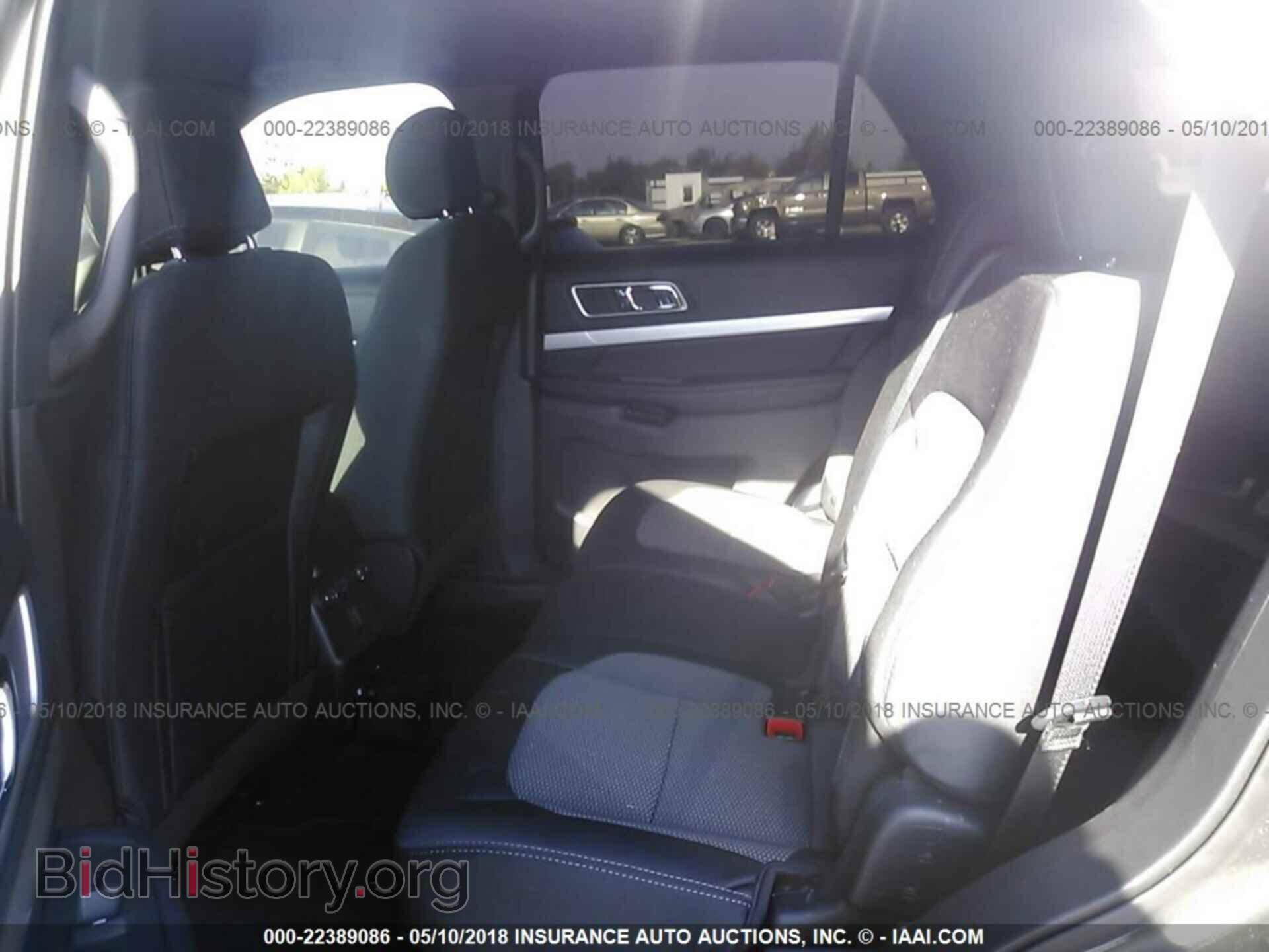 2017 Ford Explorer - VIN: 1FM5K7D83HGD53226 - Photo 8
