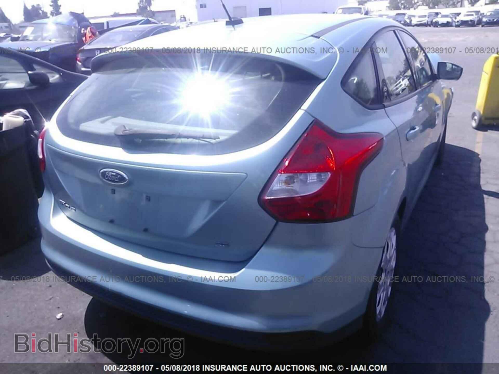 2012 Ford Focus - VIN: 1FAHP3K24CL330439 - Photo 4