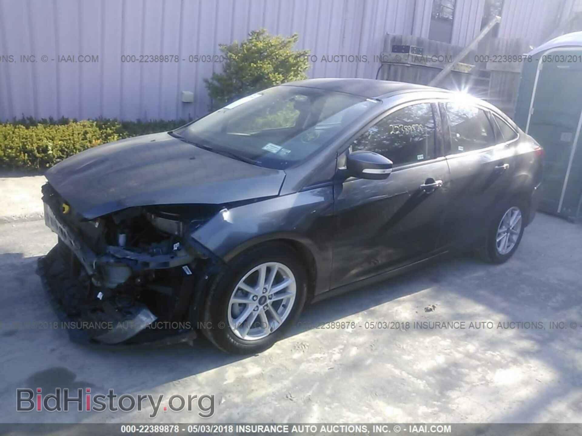 2017 Ford Focus - VIN: 1FADP3F20HL286276 - Photo 2
