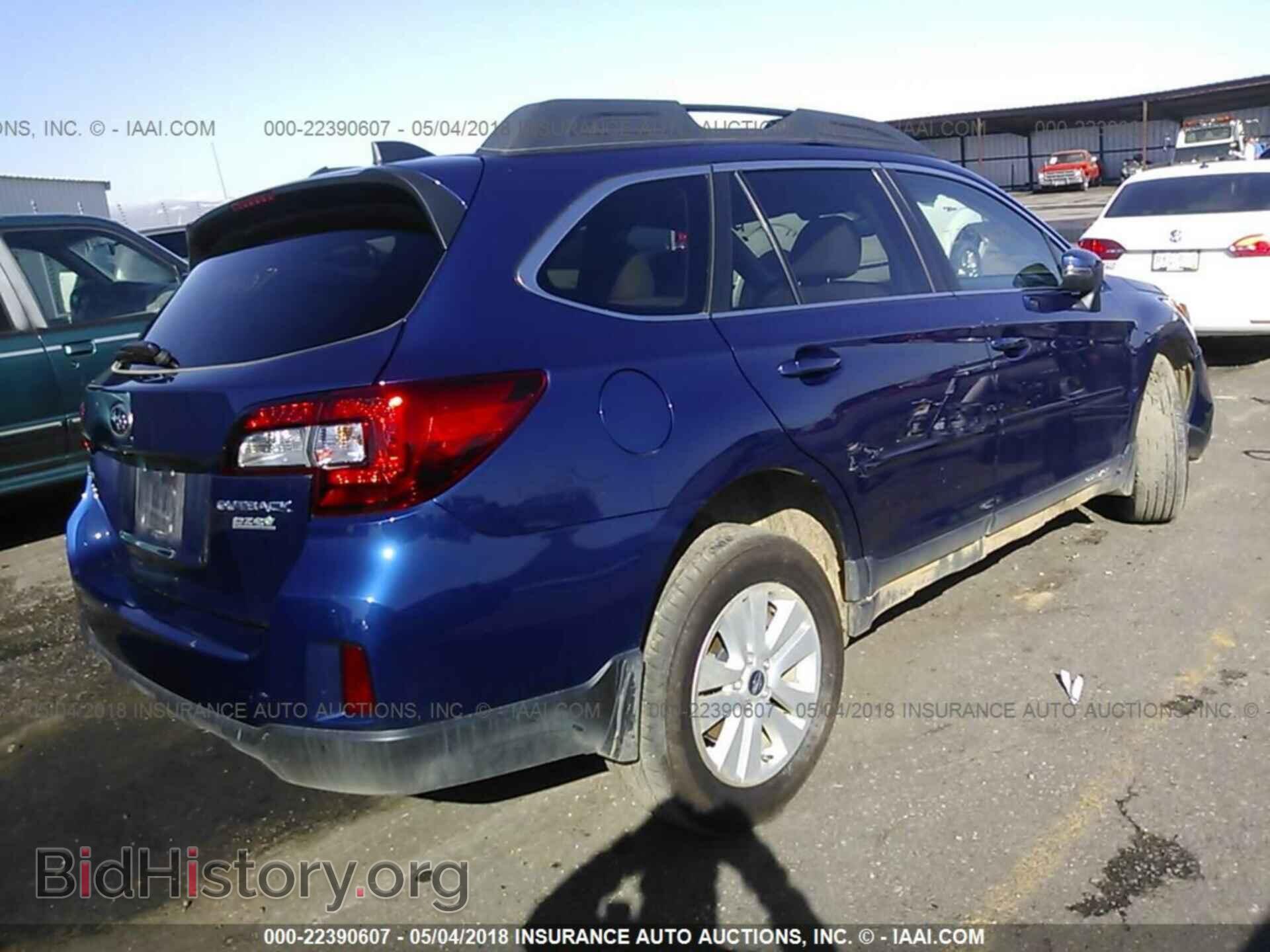 2017 Subaru Outback - VIN: 4S4BSAHC4H3243050 - Фото 4