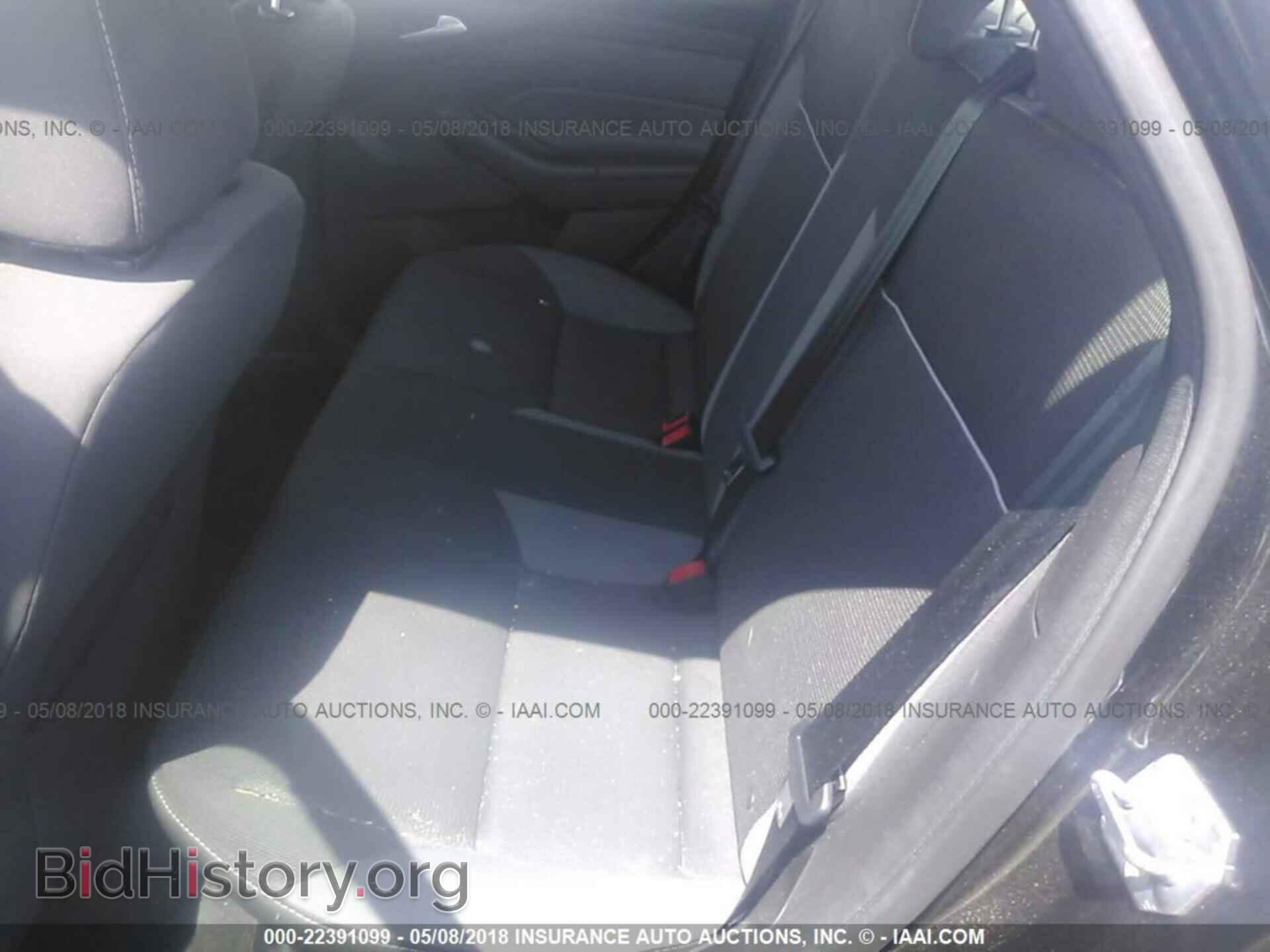 2013 Ford Focus - VIN: 1FADP3F22DL198906 - Photo 8