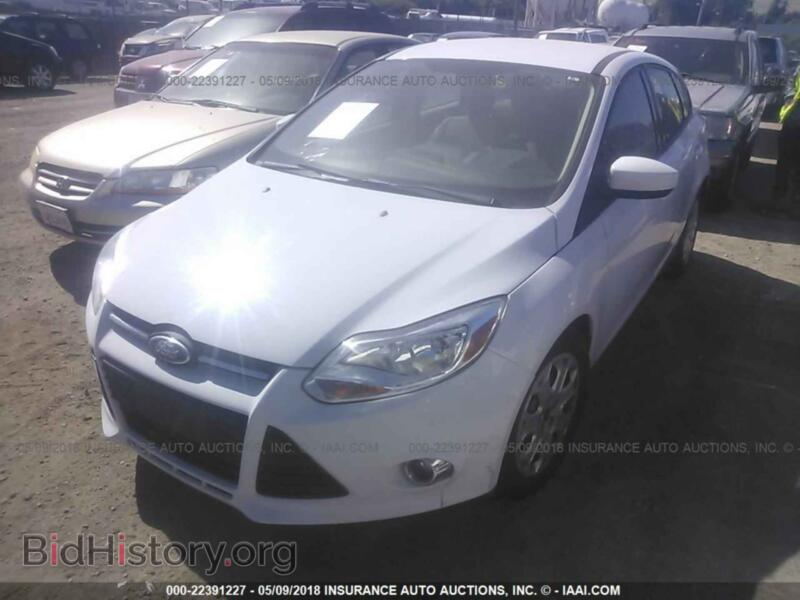 2012 Ford FOCUS (VIN 1FAHP3K28CL131085) — photo 2 of 10