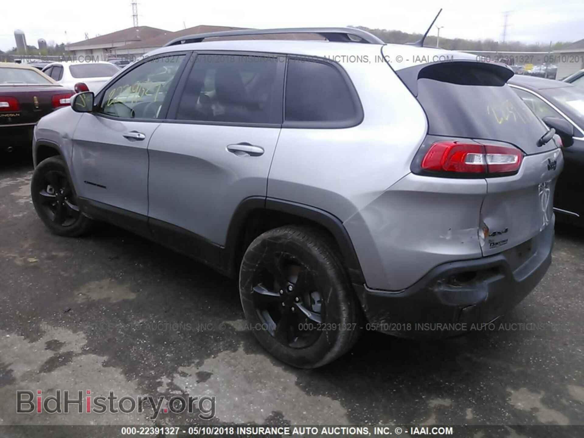 2018 Jeep Cherokee - VIN: 1C4PJMCB9JD576034 - Фото 3