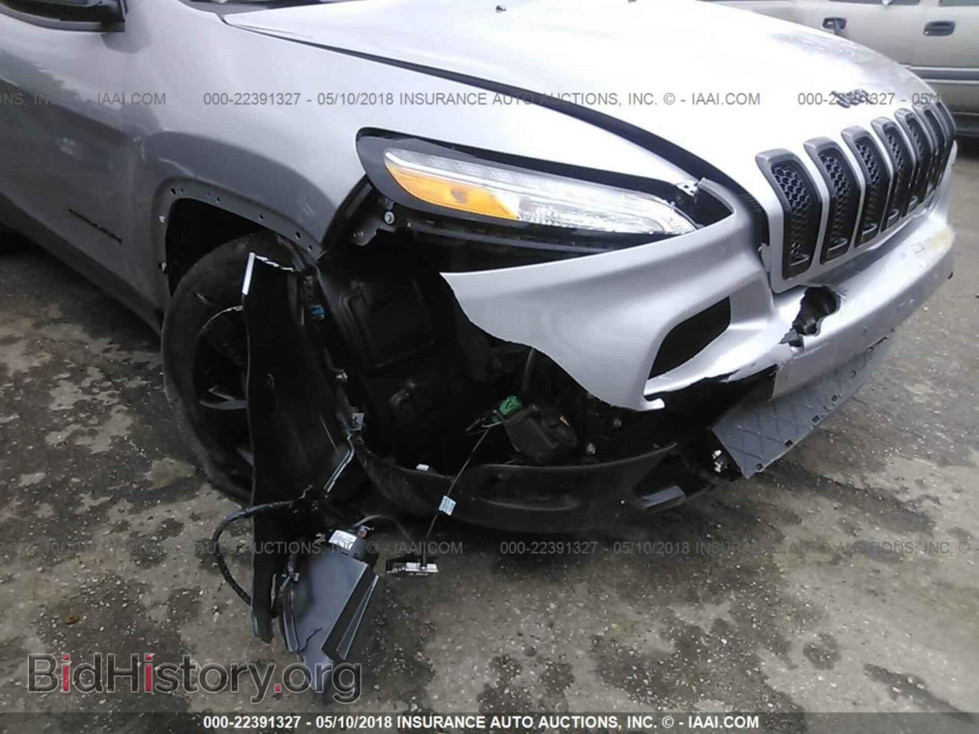 2018 Jeep Cherokee - VIN: 1C4PJMCB9JD576034 - Фото 6