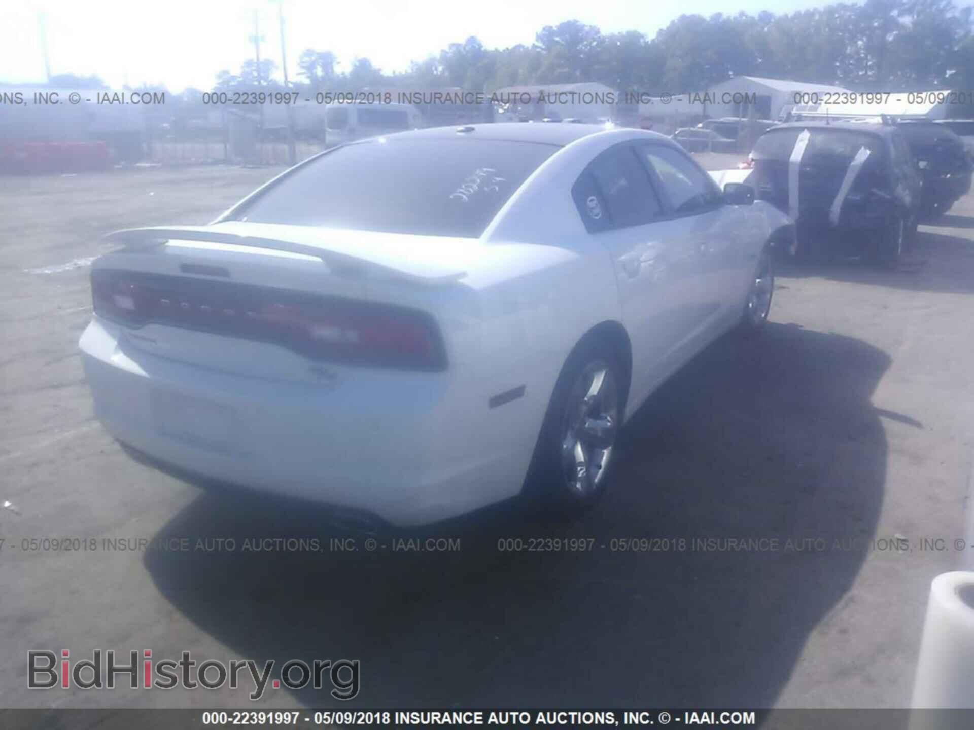 2013 Dodge Charger - VIN: 2C3CDXCT8DH565439 - Photo 4