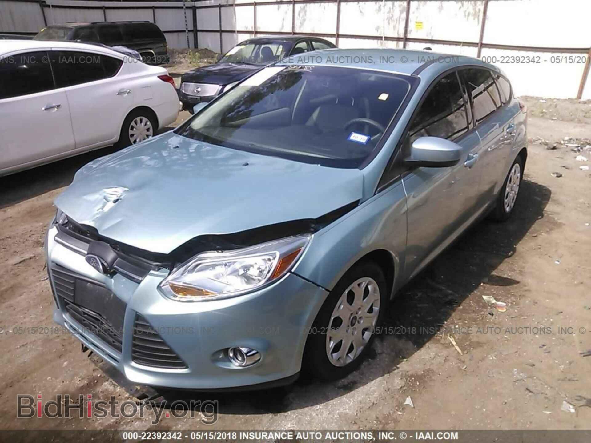 2012 Ford Focus - VIN: 1FAHP3K27CL294424 - Photo 2