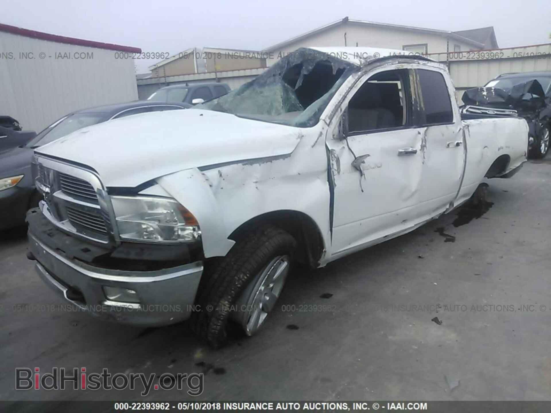2011 Dodge Ram 1500 - VIN: 1D7RB1GP9BS530233 - Фото 2