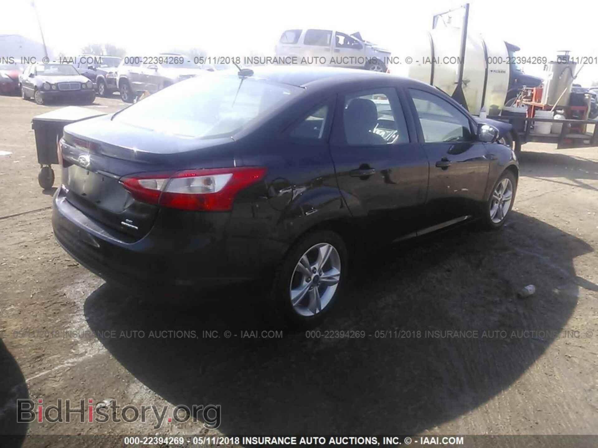2014 Ford Focus - VIN: 1FADP3F26EL373370 - Photo 4