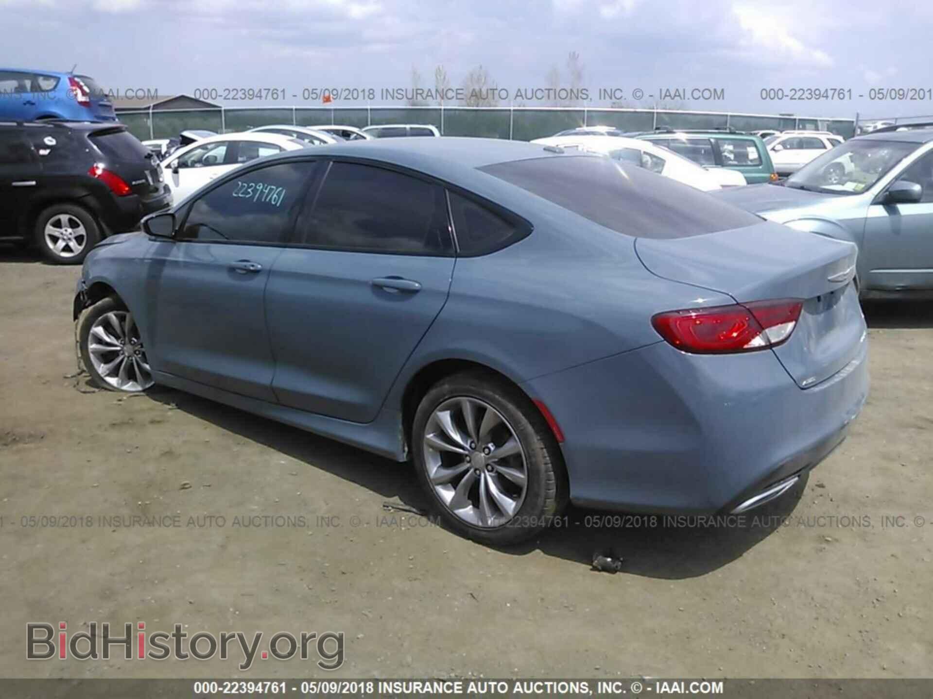 2015 Chrysler 200 - VIN: 1C3CCCDGXFN558029 - Фото 3