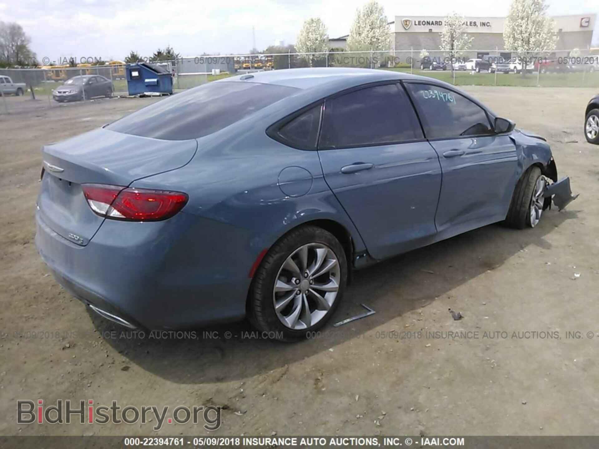 2015 Chrysler 200 - VIN: 1C3CCCDGXFN558029 - Фото 4