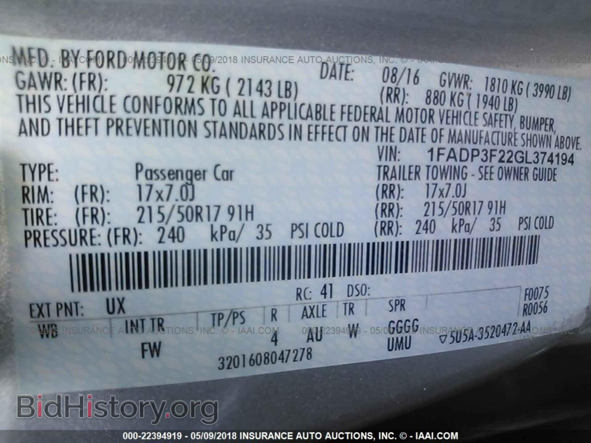 2016 Ford Focus - VIN: 1FADP3F22GL374194 - Photo 9