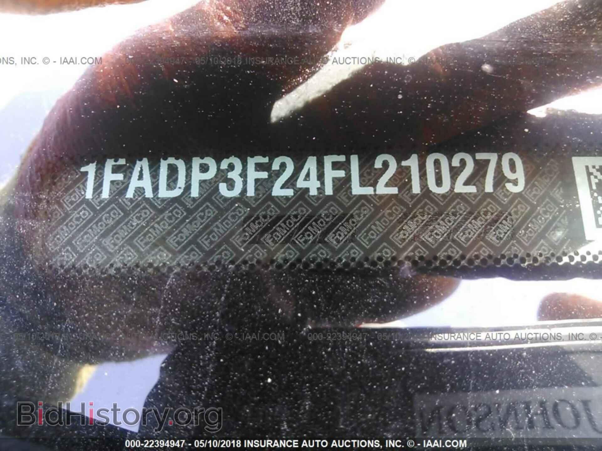 2015 Ford Focus - VIN: 1FADP3F24FL210279 - Photo 9