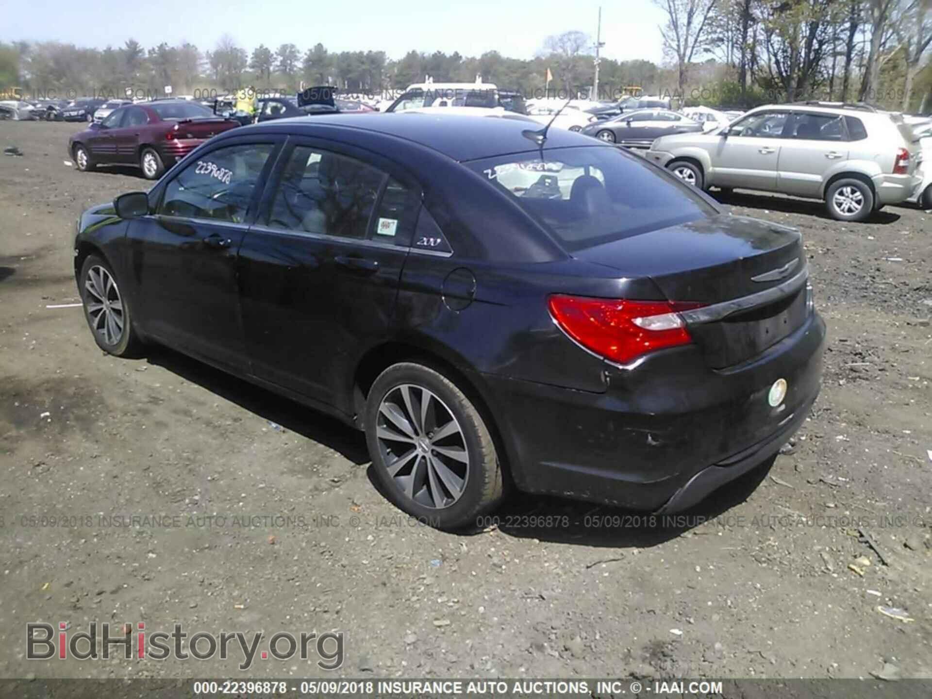 2013 Chrysler 200 - VIN: 1C3CCBBB2DN614933 - Photo 3