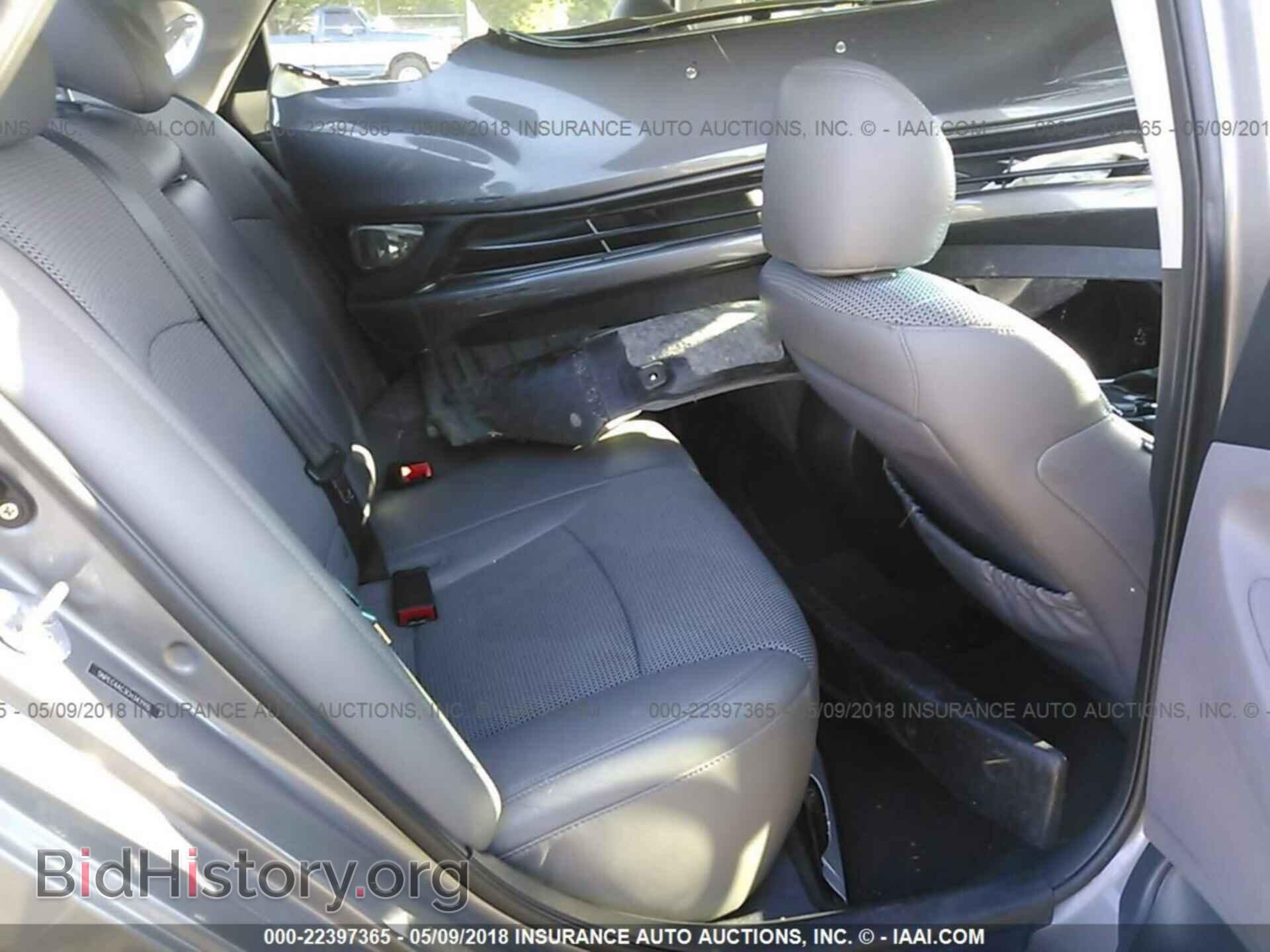 2012 Hyundai Sonata - VIN: 5NPEC4AC3CH343910 - Photo 8