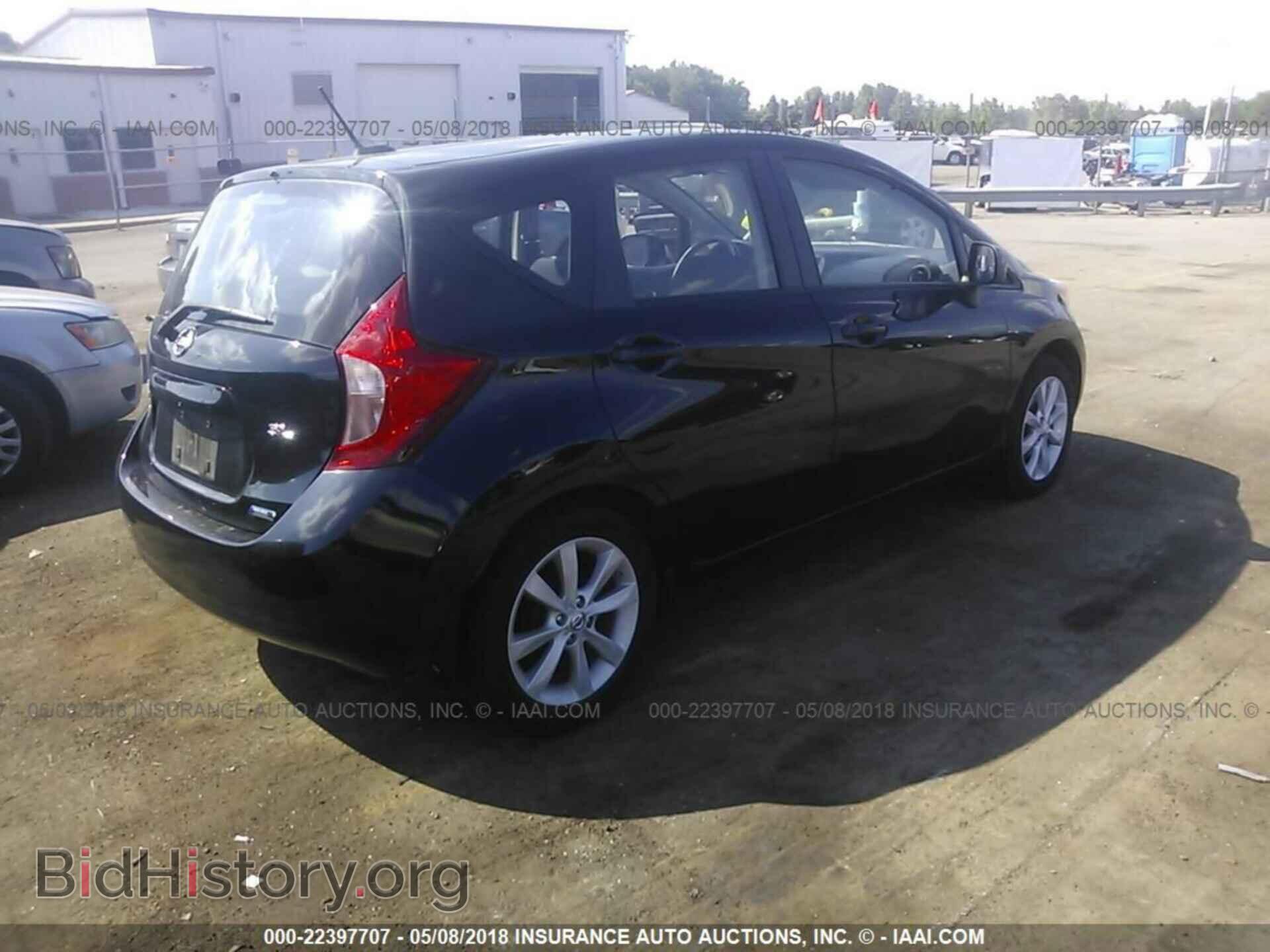 2014 Nissan Versa note - VIN: 3N1CE2CP8EL352470 - Photo 4