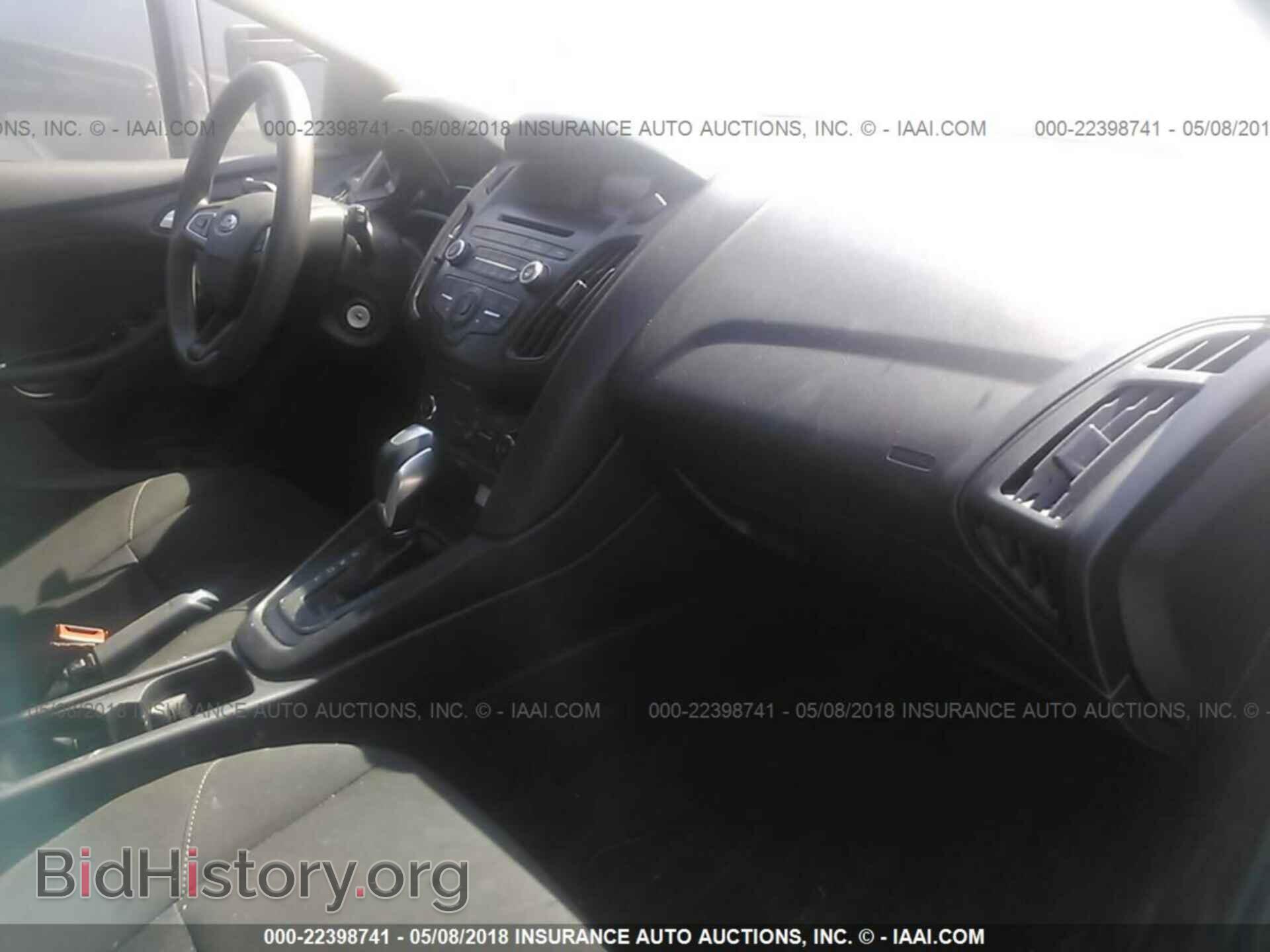 2015 Ford Focus - VIN: 1FADP3K2XFL245074 - Photo 5