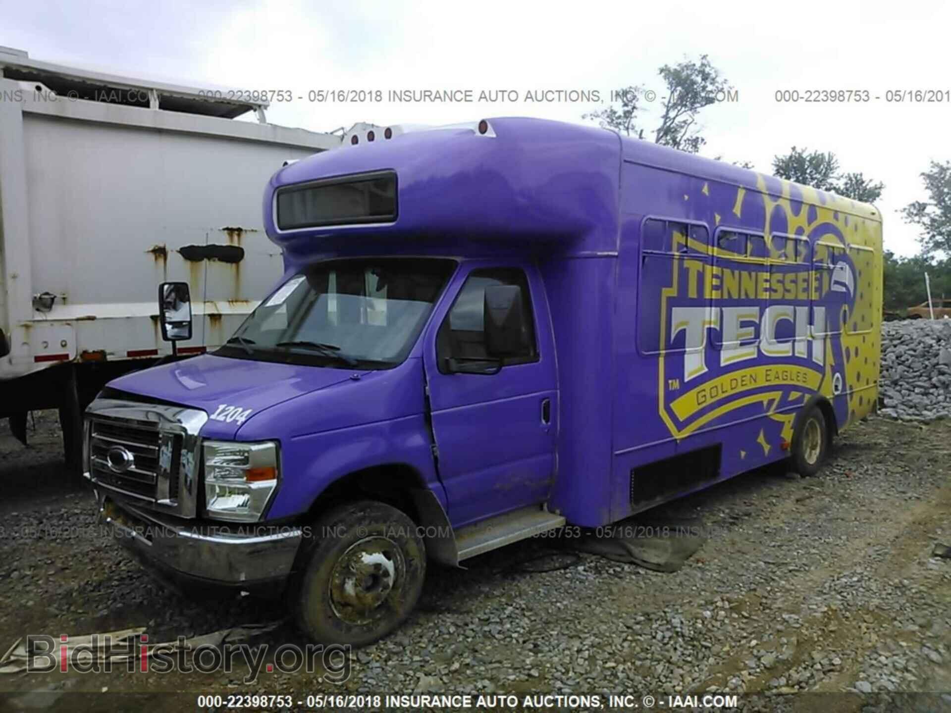2012 Ford Econoline - VIN: 1FDFE4FS7CDA13557 - Фото 2