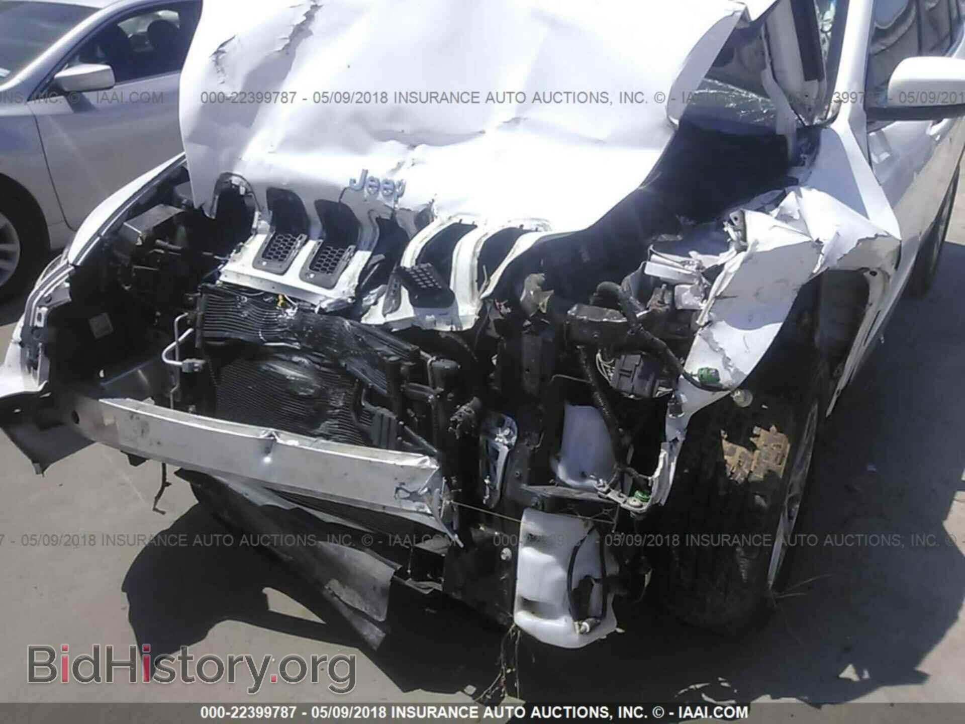 2015 Jeep Cherokee - VIN: 1C4PJLCB7FW637645 - Фото 6