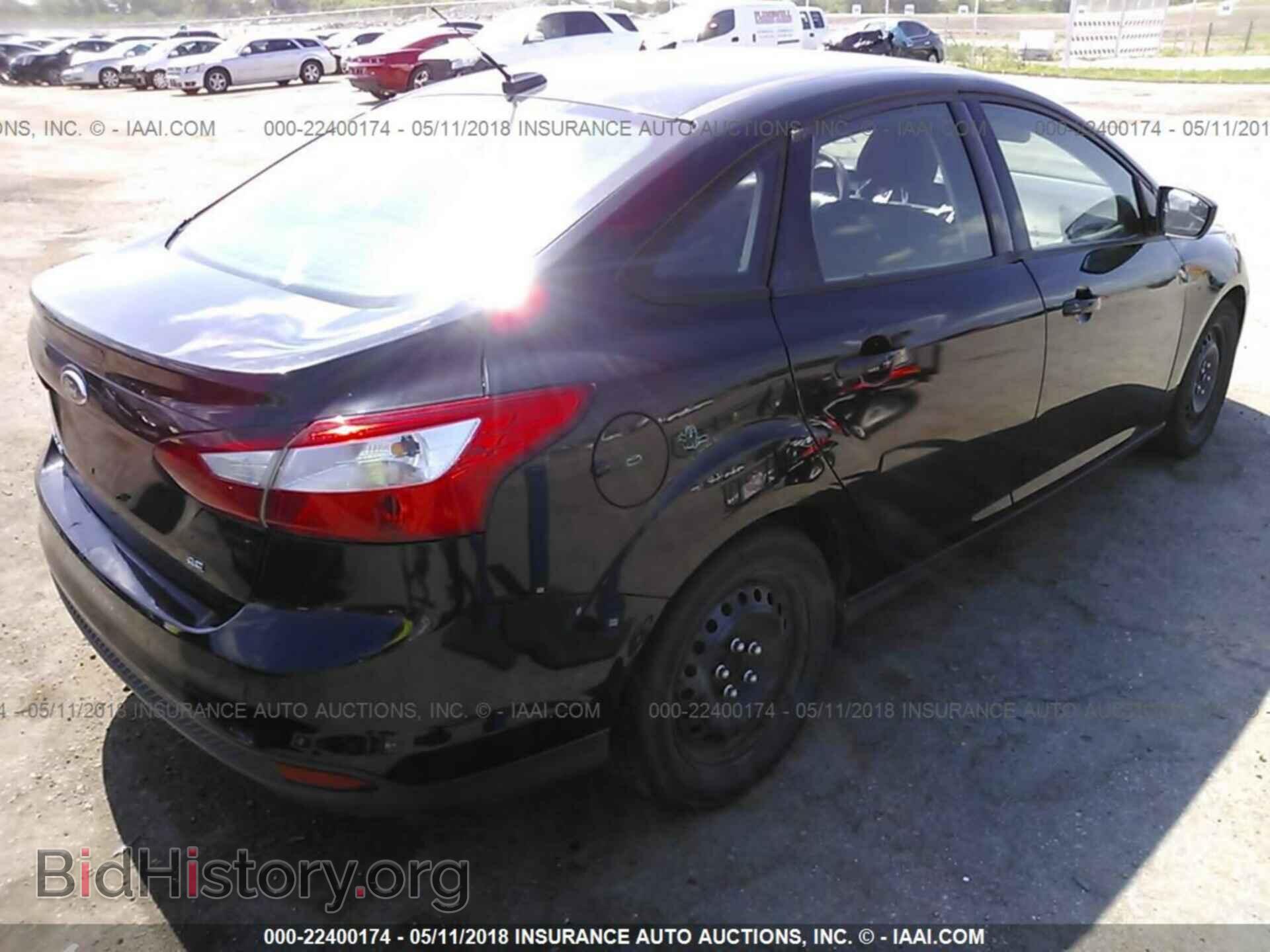 2012 Ford Focus - VIN: 1FAHP3F24CL244817 - Photo 4