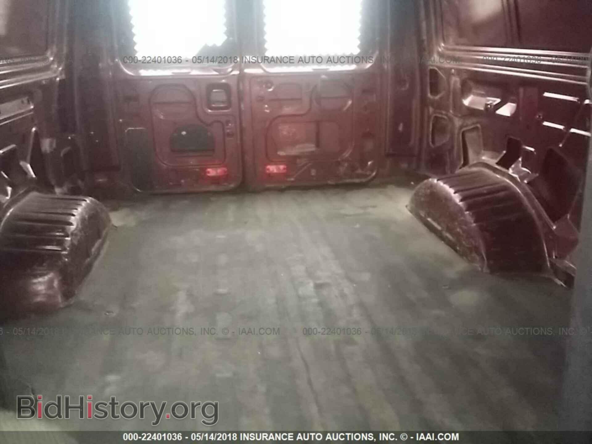 2011 Ford Econoline - VIN: 1FTNE2EW2BDA44402 - Фото 8
